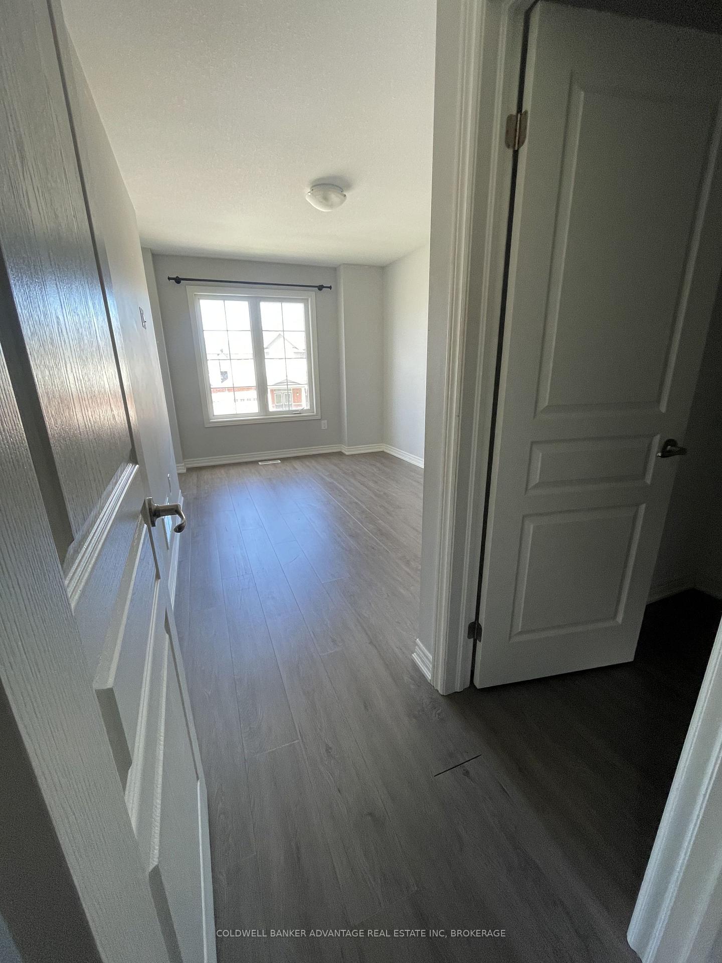 Photo 7 of 9577 Tallgrass Street, Niagara Falls, Lyons Creek — HOMEH