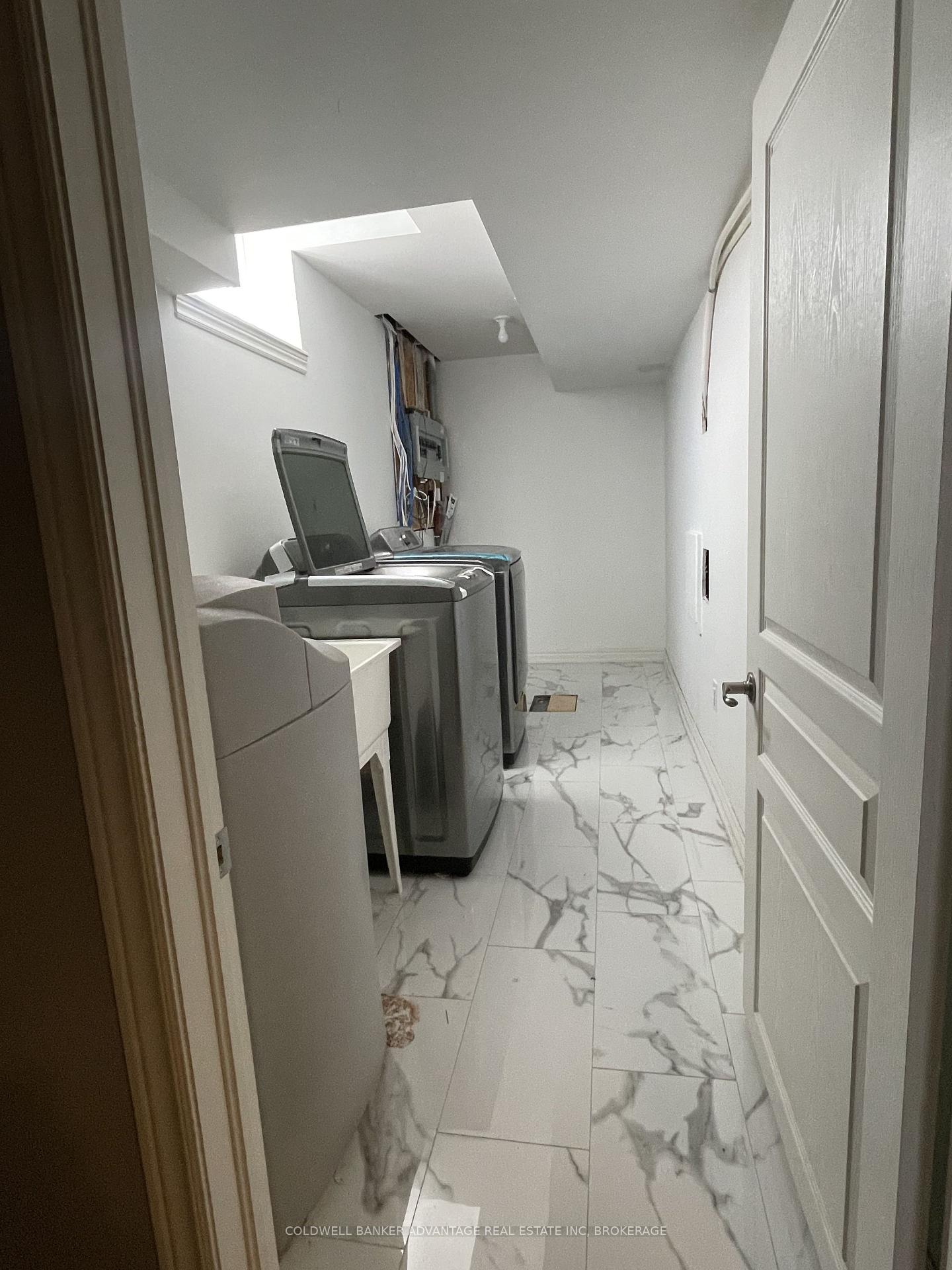 Photo 13 of 9577 Tallgrass Street, Niagara Falls, Lyons Creek — HOMEH