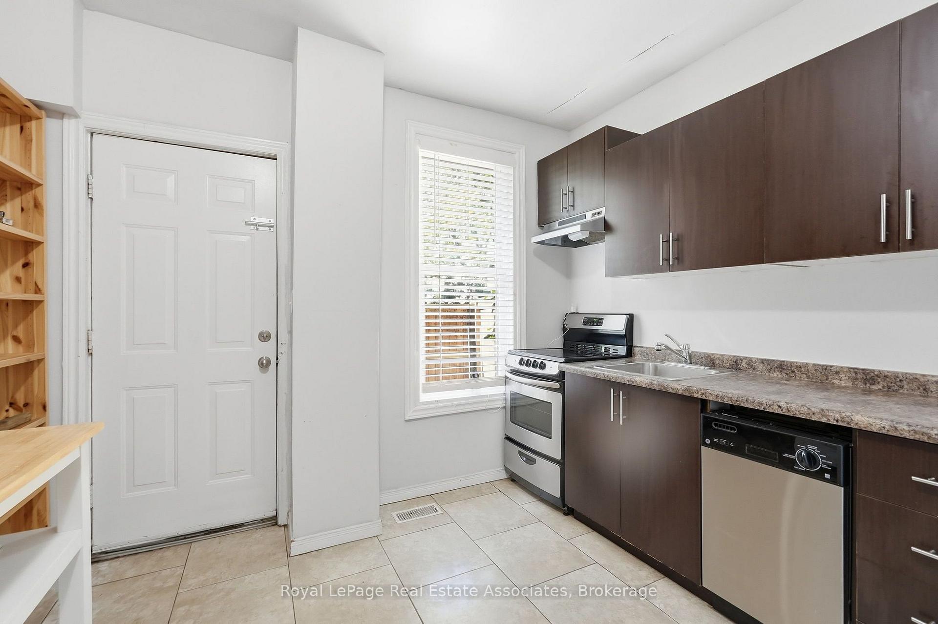 Photo 14 of Unit 1, 51 Wellington Street N, Hamilton, Beasley — HOMEH