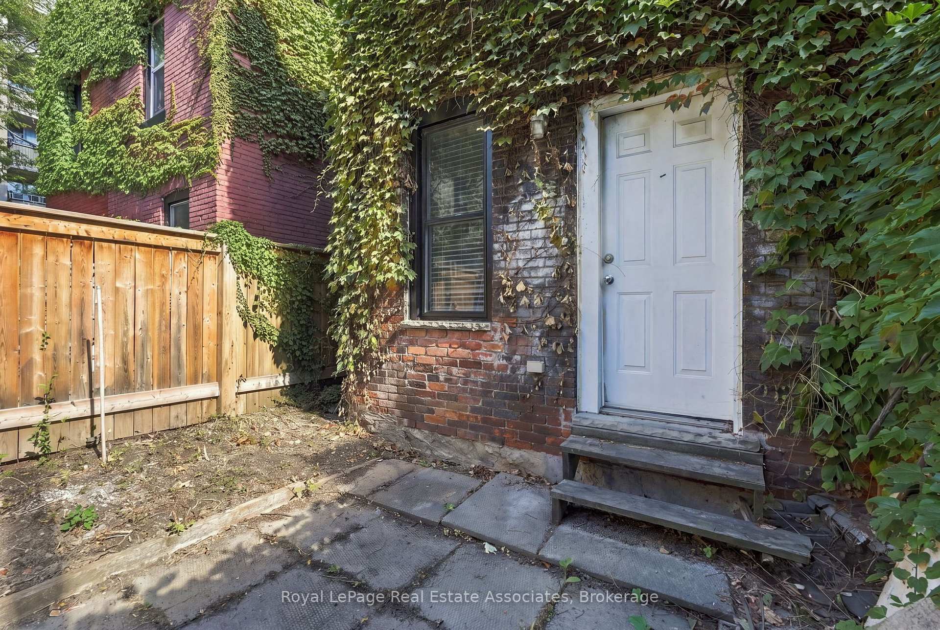 Photo 21 of Unit 1, 51 Wellington Street N, Hamilton, Beasley — HOMEH