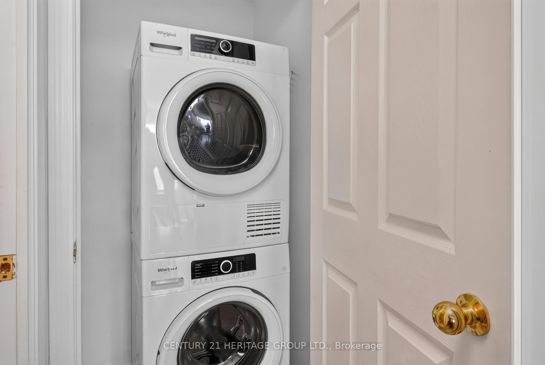 Photo 12 of Unit 1017, 39 Oneida Crescent, Richmond Hill, Langstaff — HOMEH