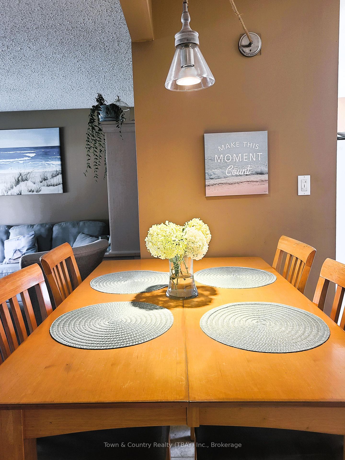 Photo 9 of 213 Cedar Avenue, Thunder Bay, Forest Park — HOMEH