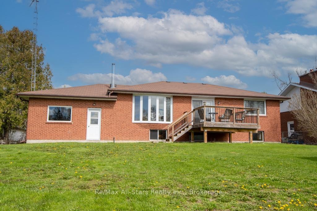 Photo 4 of 57 Indian Trail, Kawartha Lakes, Lindsay — HOMEH