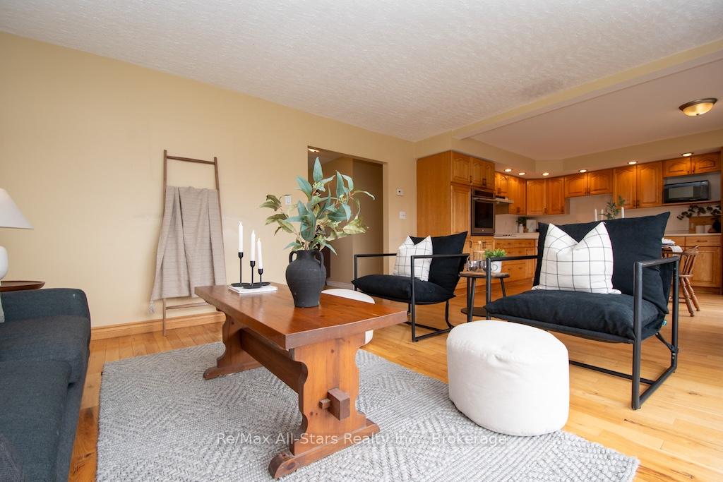 Photo 8 of 57 Indian Trail, Kawartha Lakes, Lindsay — HOMEH