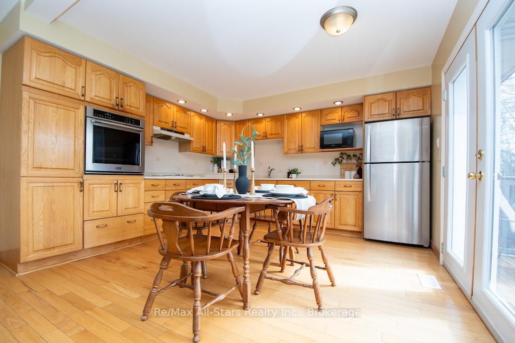 Photo 10 of 57 Indian Trail, Kawartha Lakes, Lindsay — HOMEH