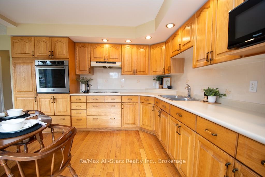 Photo 13 of 57 Indian Trail, Kawartha Lakes, Lindsay — HOMEH