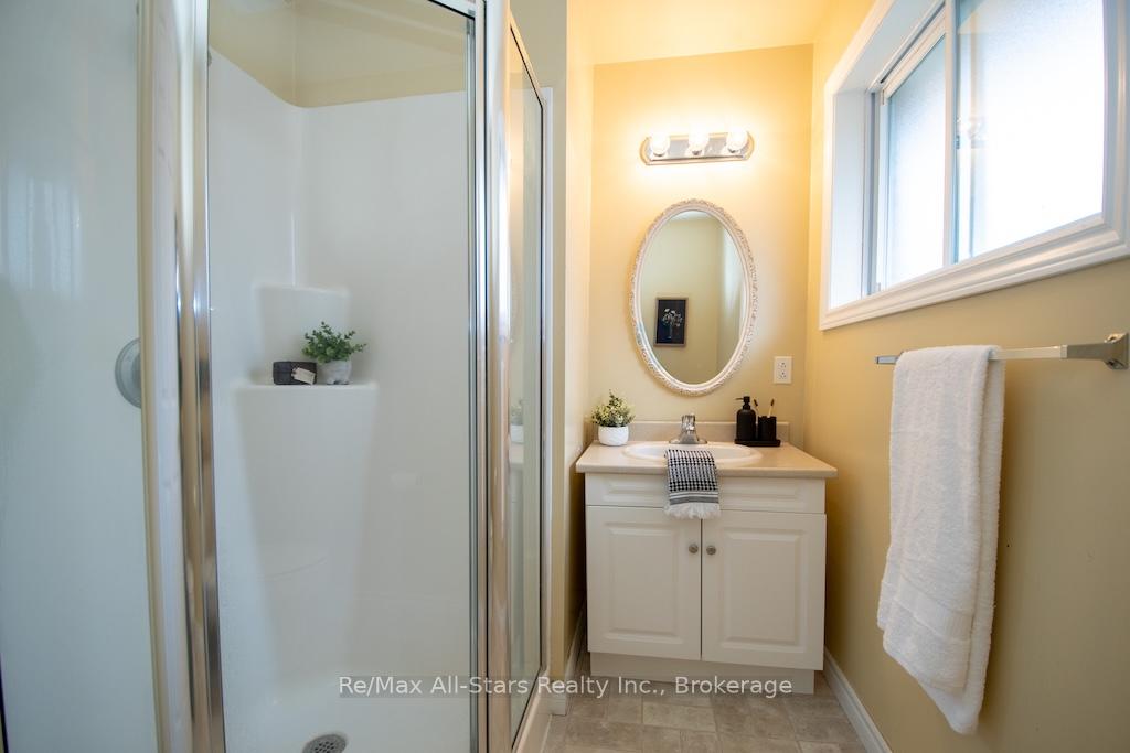 Photo 26 of 57 Indian Trail, Kawartha Lakes, Lindsay — HOMEH