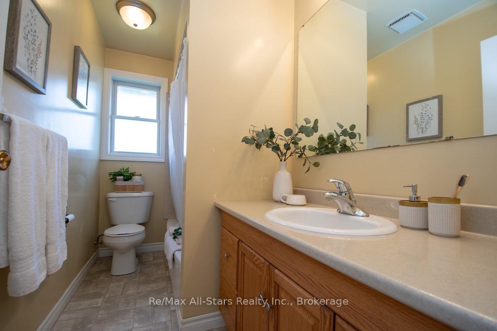 Photo 27 of 57 Indian Trail, Kawartha Lakes, Lindsay — HOMEH