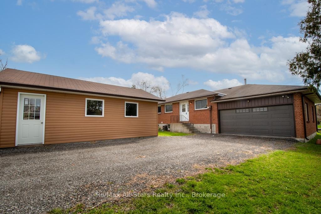 Photo 38 of 57 Indian Trail, Kawartha Lakes, Lindsay — HOMEH