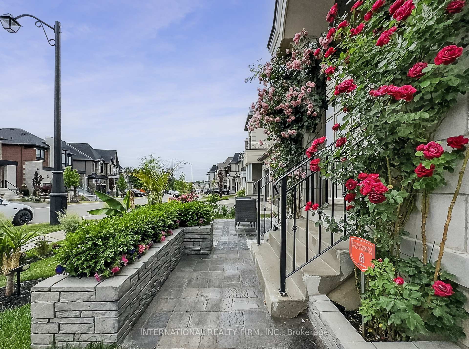 Photo 9 of 150 Cannes Avenue, Vaughan, Vellore Village — HOMEH