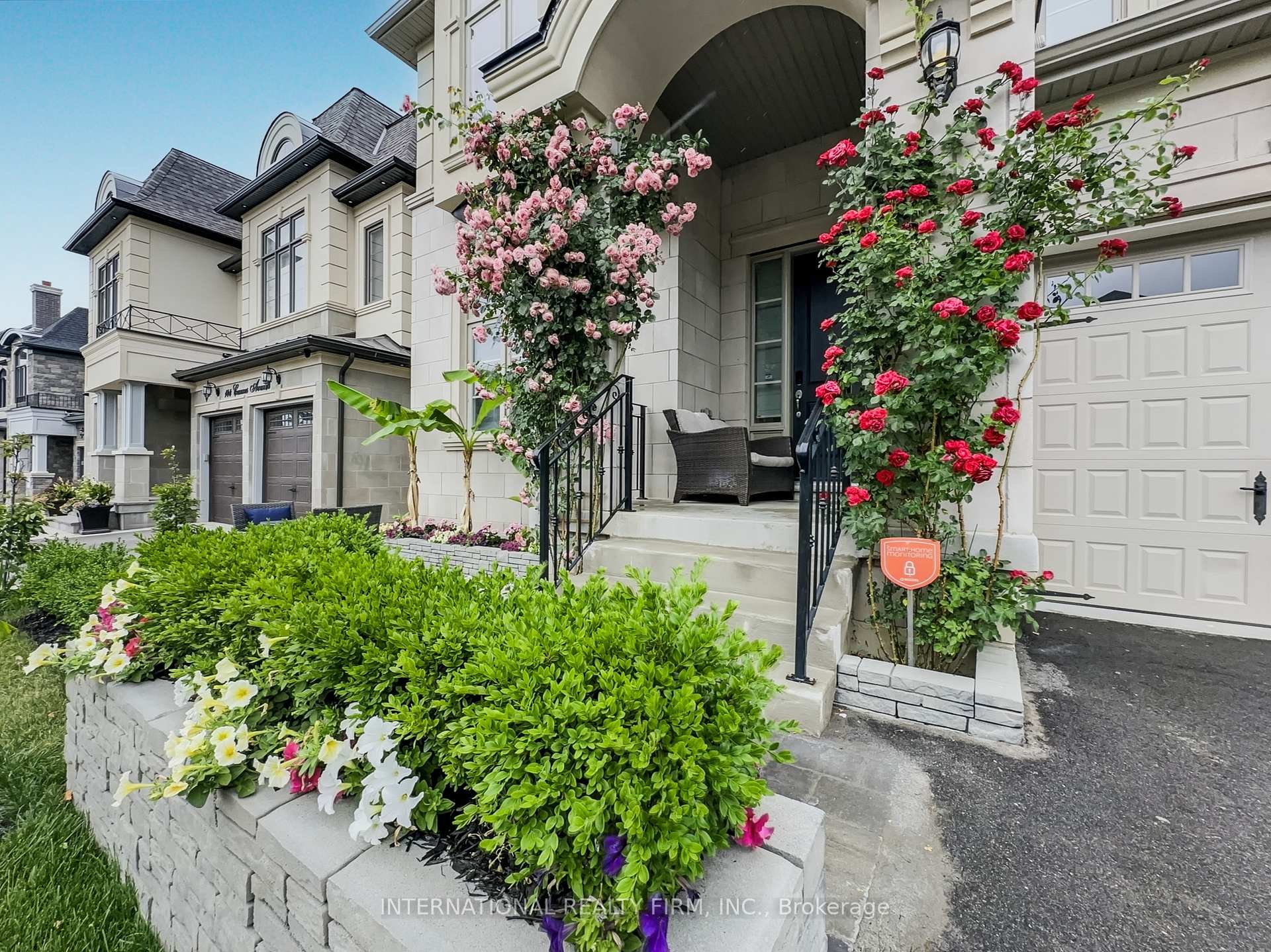 Photo 10 of 150 Cannes Avenue, Vaughan, Vellore Village — HOMEH