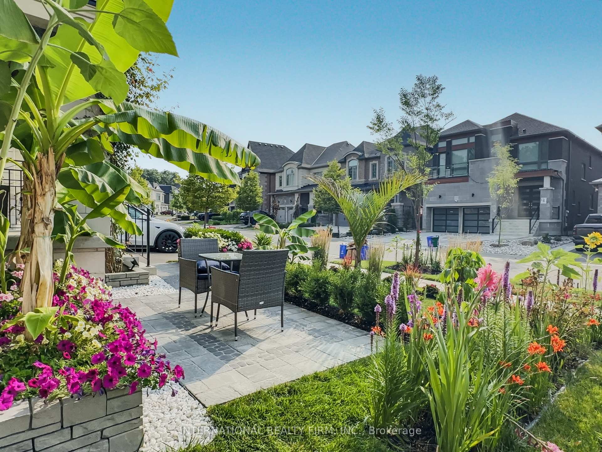 Photo 12 of 150 Cannes Avenue, Vaughan, Vellore Village — HOMEH