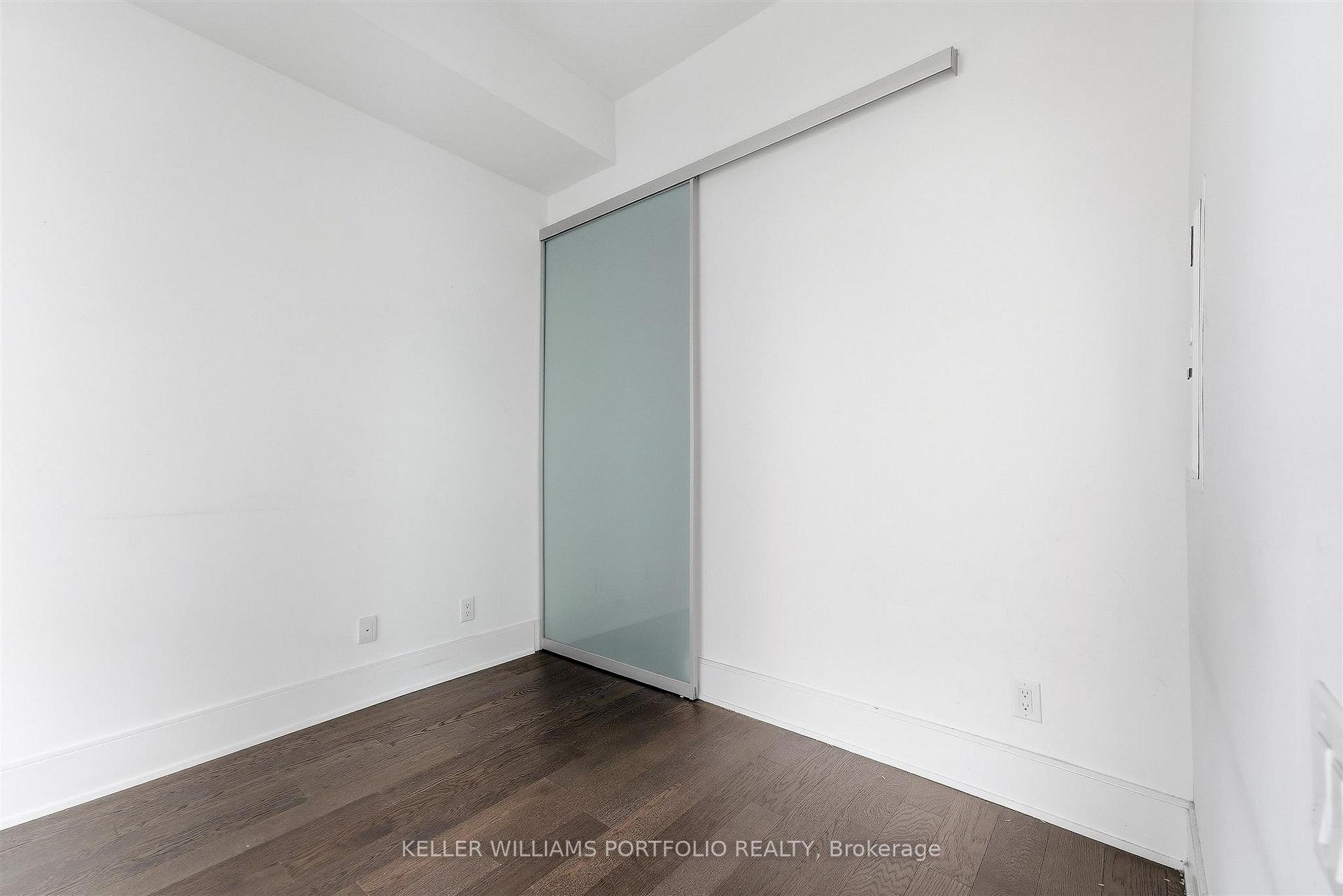 Photo 15 of Unit 5305, 50 Charles Street E, Toronto, Church-Yonge Corridor — HOMEH