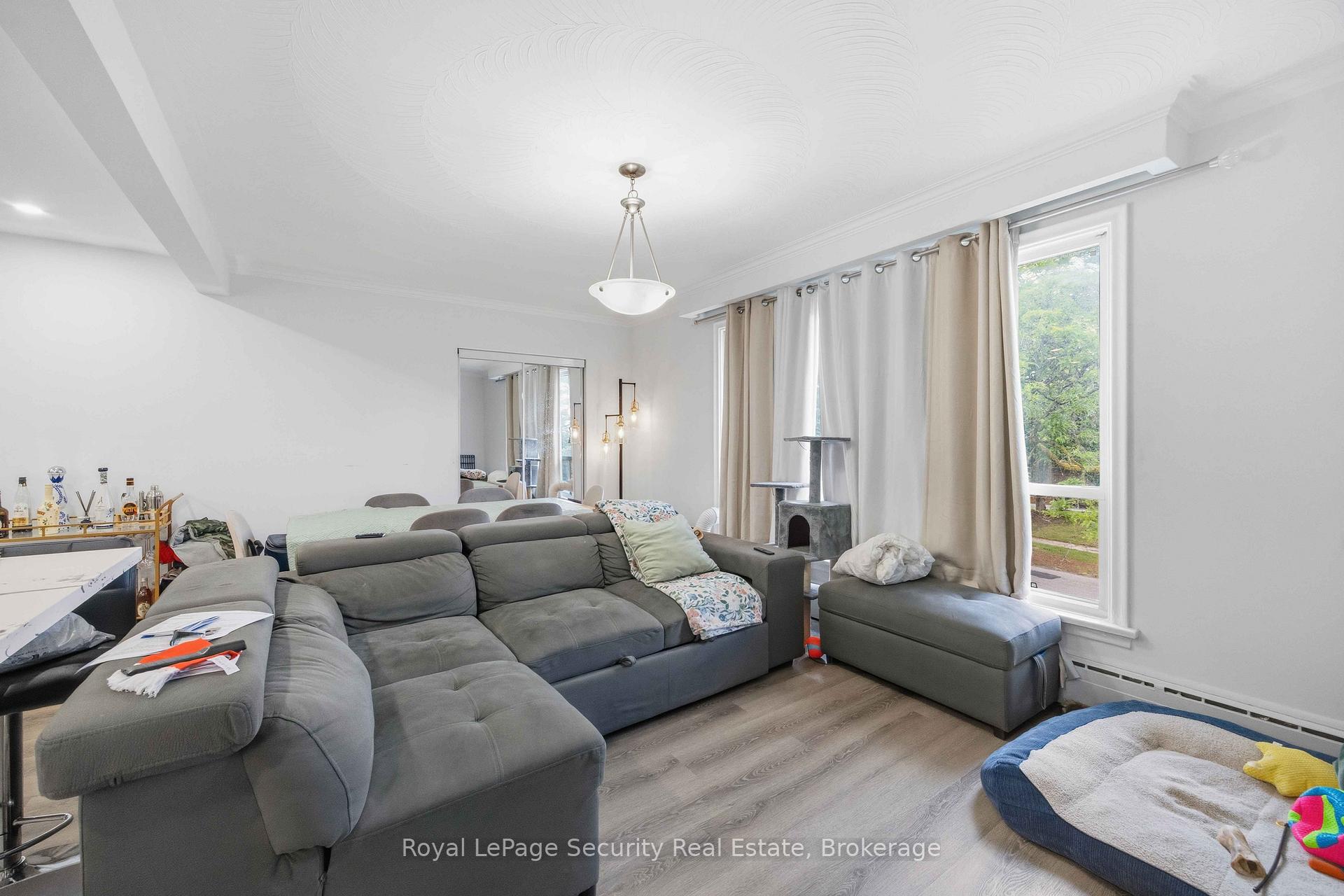Photo 17 of Unit 3, 58 Leduc Drive, Etobicoke, Rexdale-Kipling — HOMEH