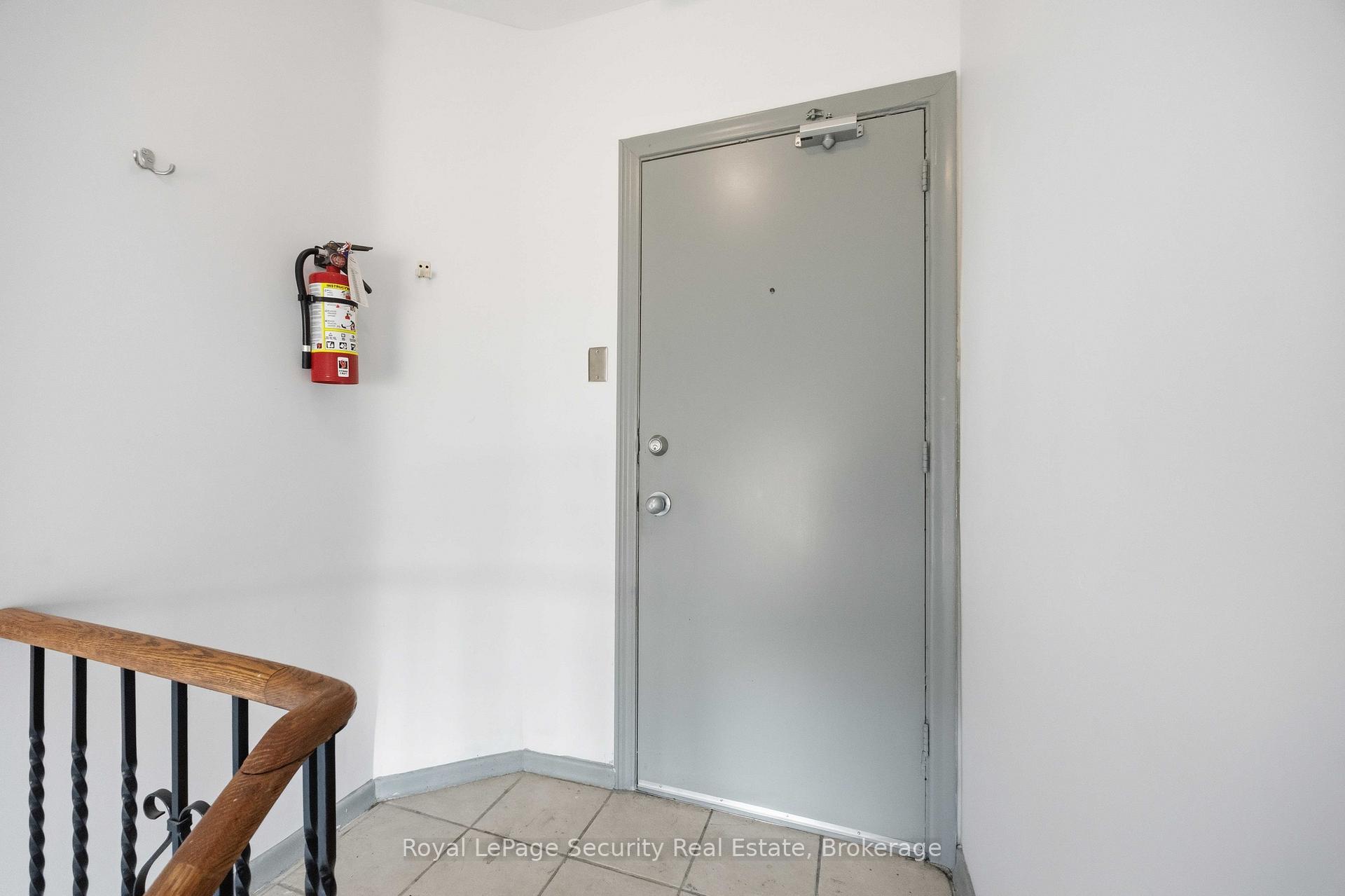 Photo 22 of Unit 3, 58 Leduc Drive, Etobicoke, Rexdale-Kipling — HOMEH