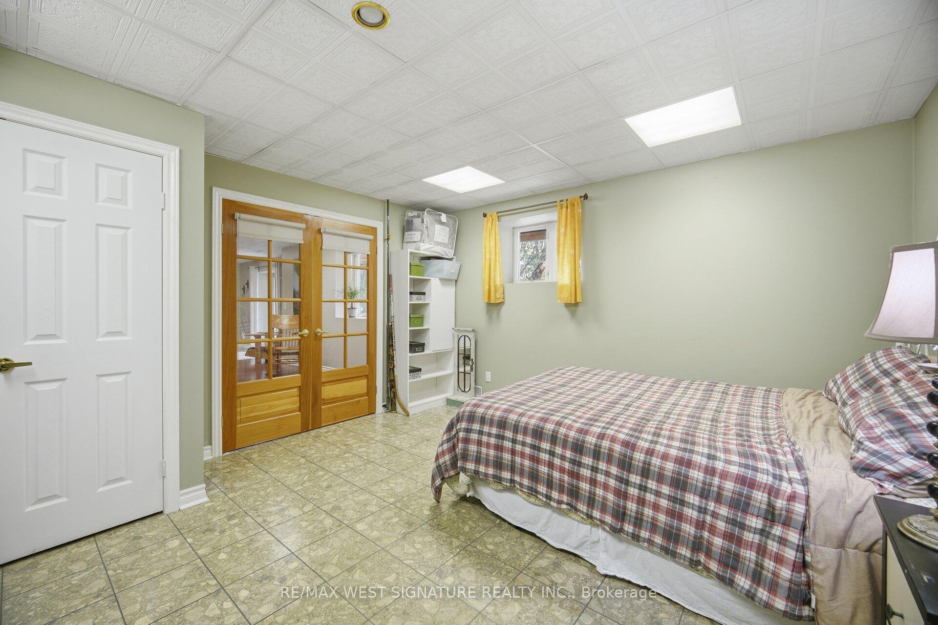 Photo 30 of 445 Main Street, King, Schomberg — HOMEH
