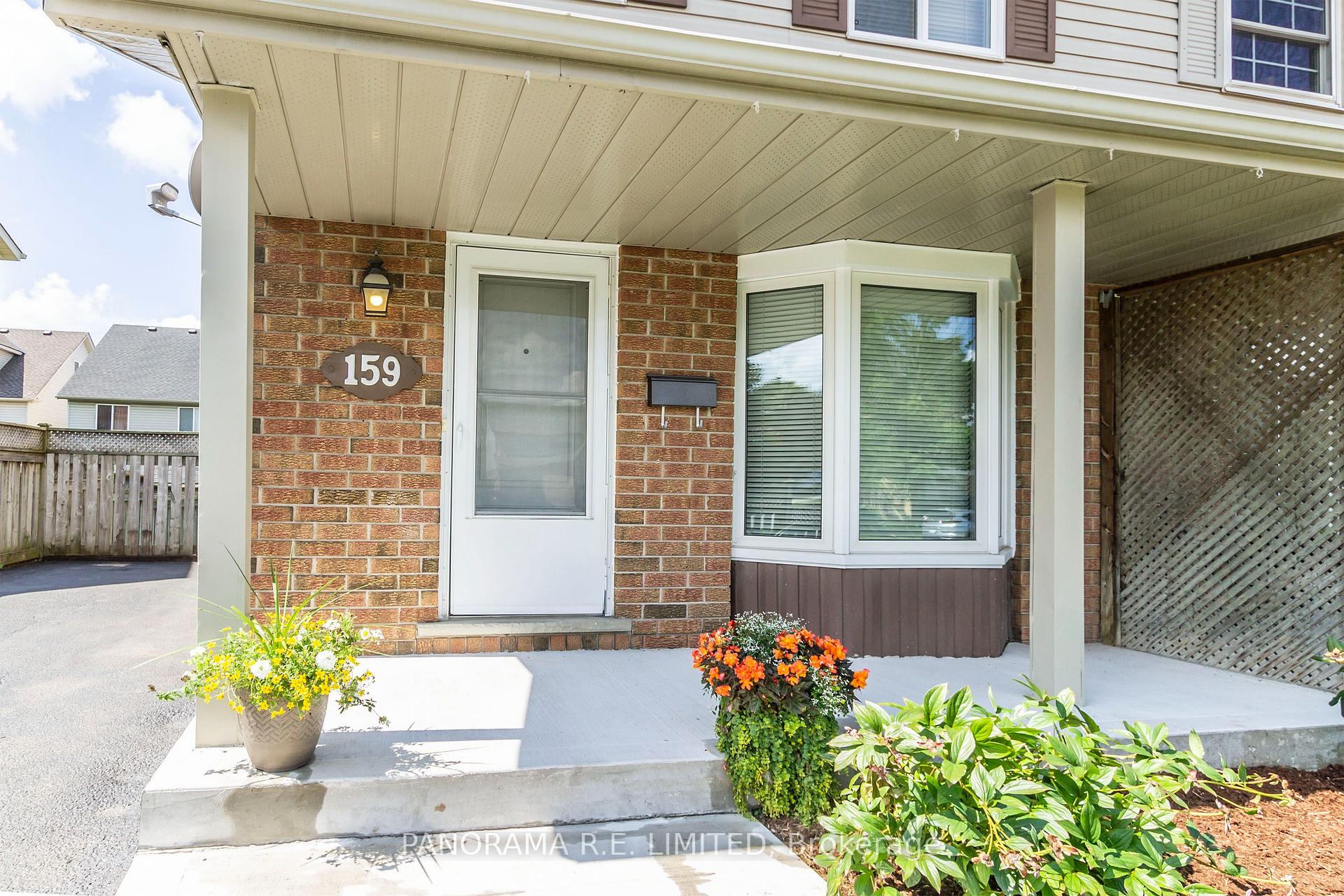 Photo 2 of 159 Northview Heights Drive, Cambridge, Greenway-Chaplin — HOMEH