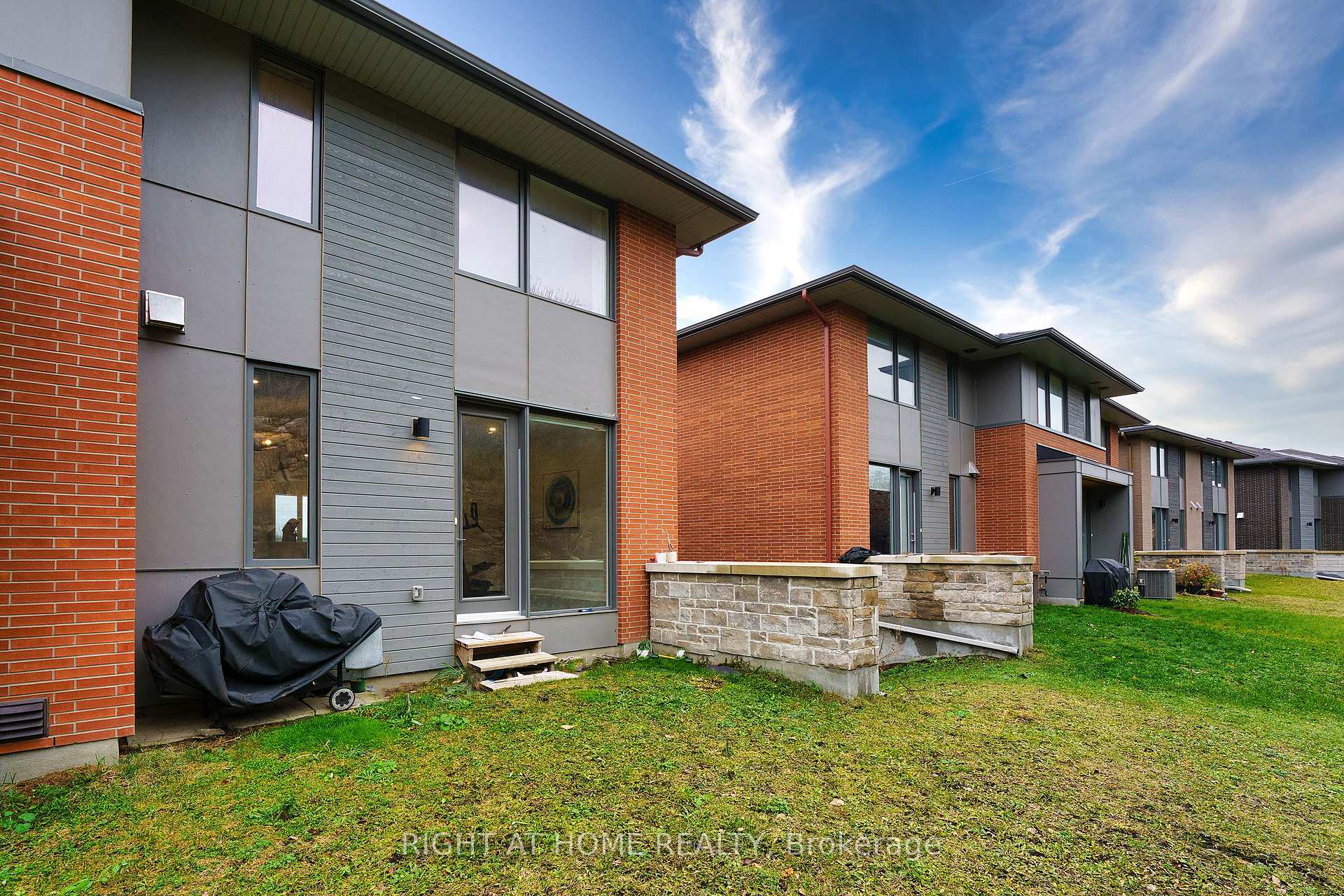 Photo 30 of 153 Boundstone Way, Ottawa, Kanata - Kanata Lakes/Heritage Hills — HOMEH