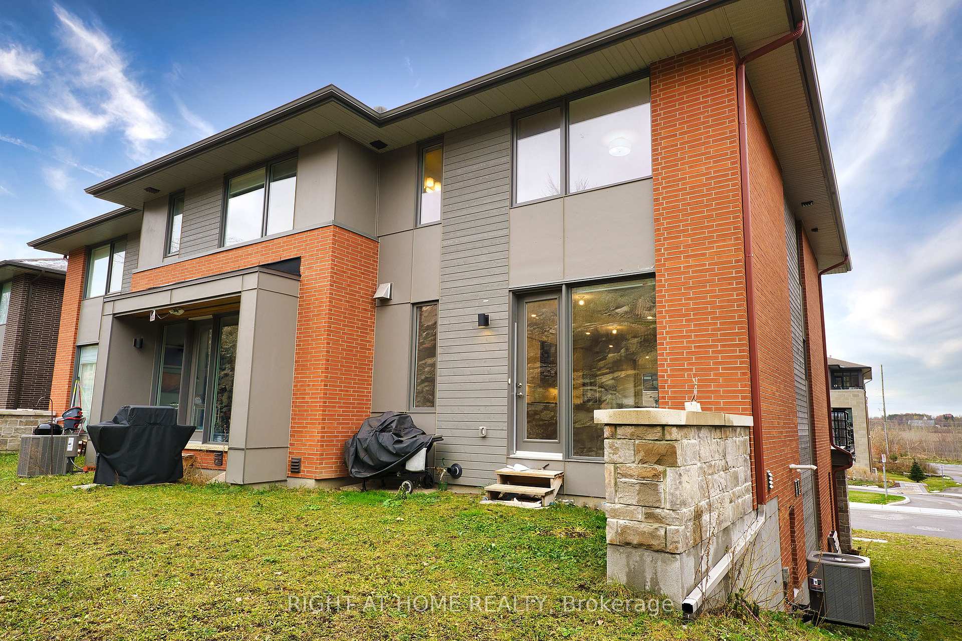 Photo 31 of 153 Boundstone Way, Ottawa, Kanata - Kanata Lakes/Heritage Hills — HOMEH