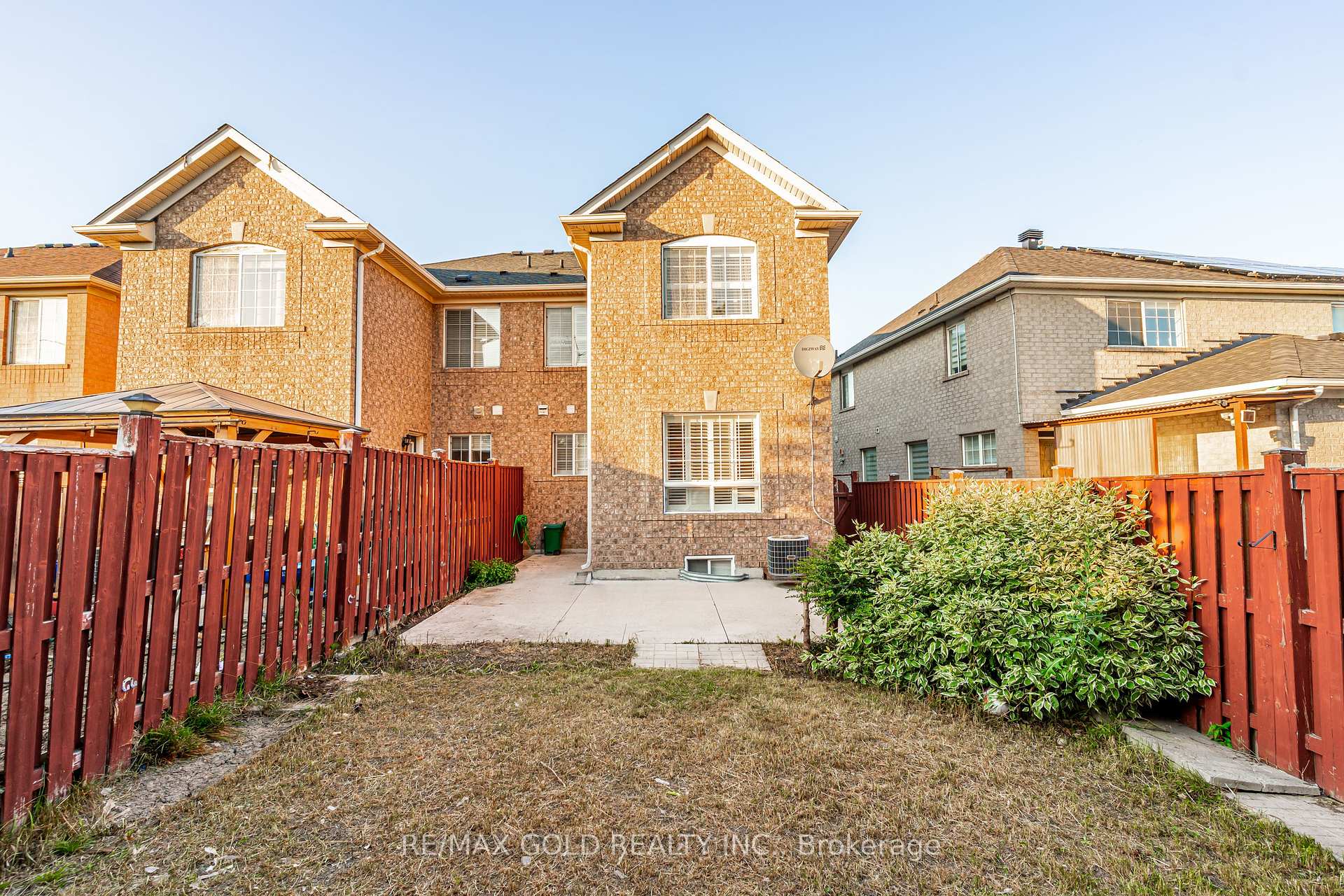 Photo 45 of 34 Jingle Crescent, Brampton, Gore Industrial North — HOMEH