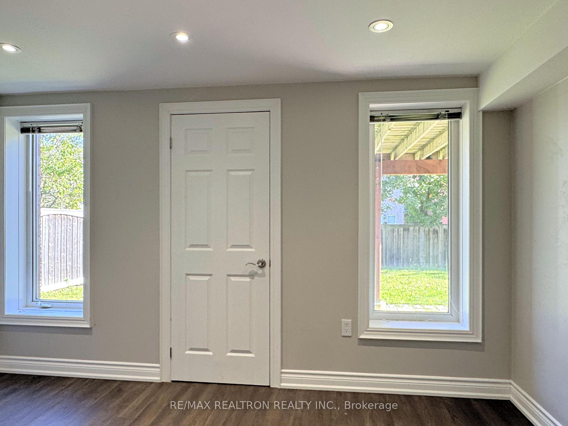 Photo 11 of Unit Bsmt, 219 Bilbrough Street, Aurora, Bayview Northeast — HOMEH