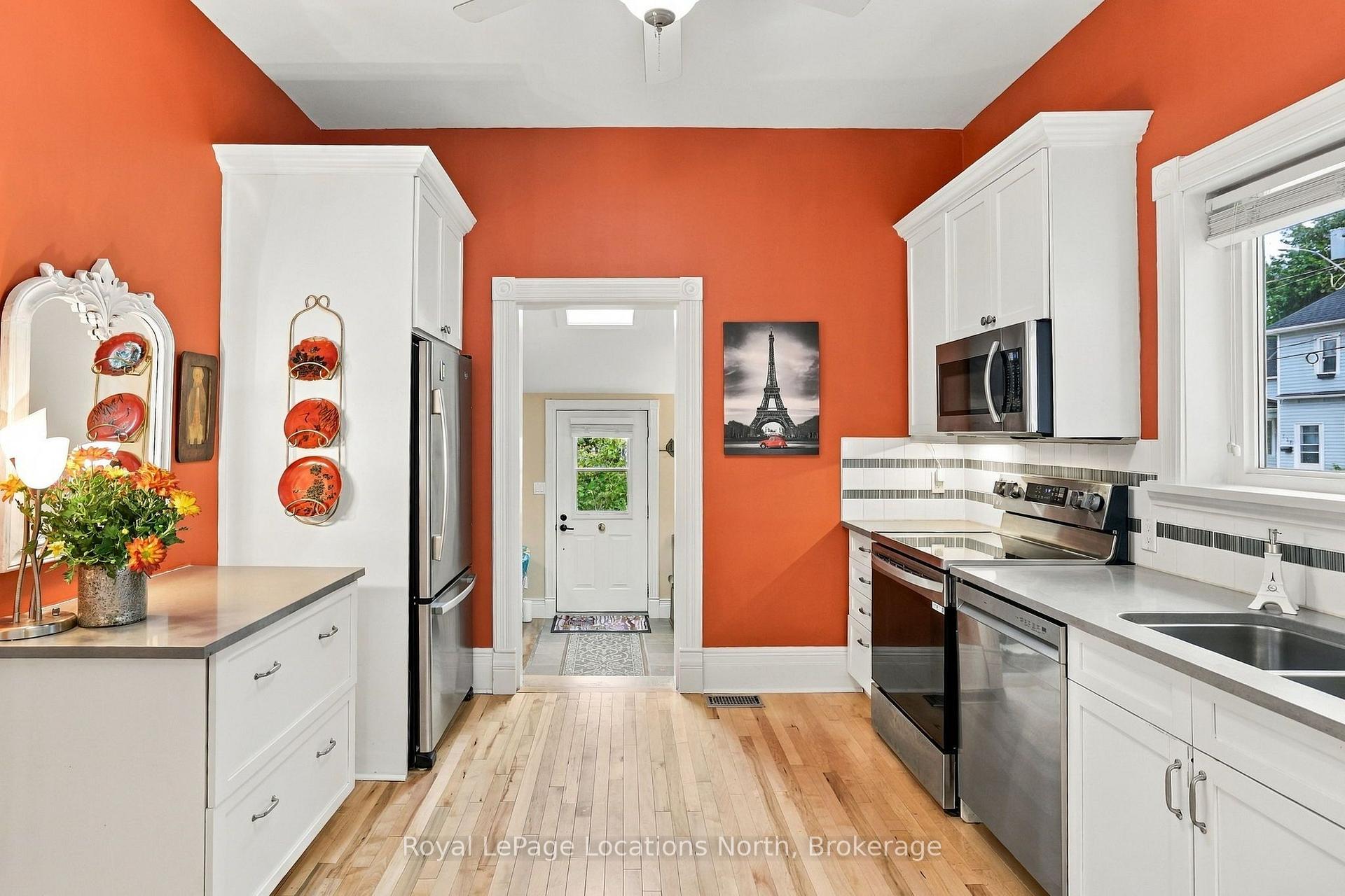 Photo 16 of 264 Saint Paul Street, Collingwood — HOMEH