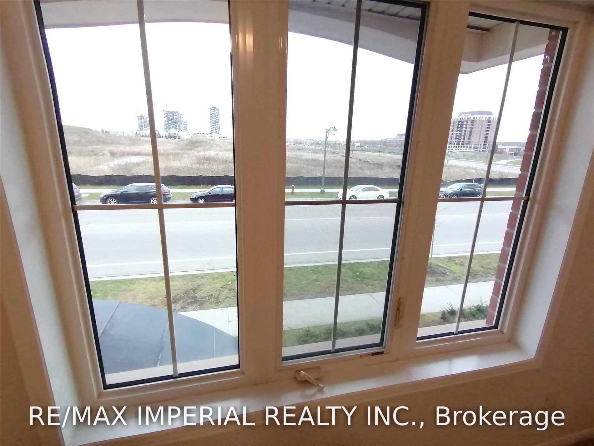 Photo 21 of Unit 11, 2444 Post Road, Oakville, River Oaks — HOMEH