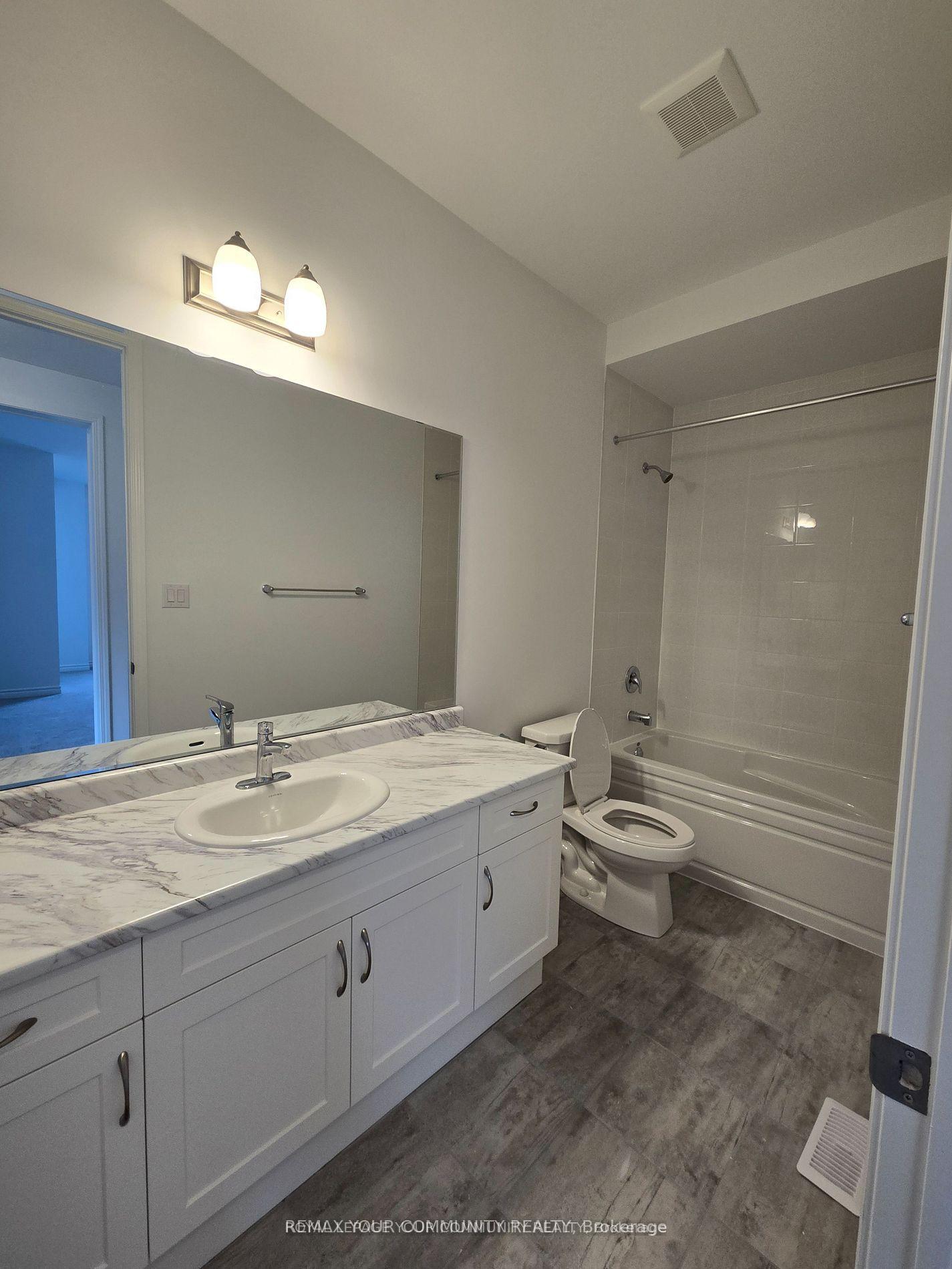 Photo 11 of 690 Mika Street, Innisfil, Cookstown — HOMEH