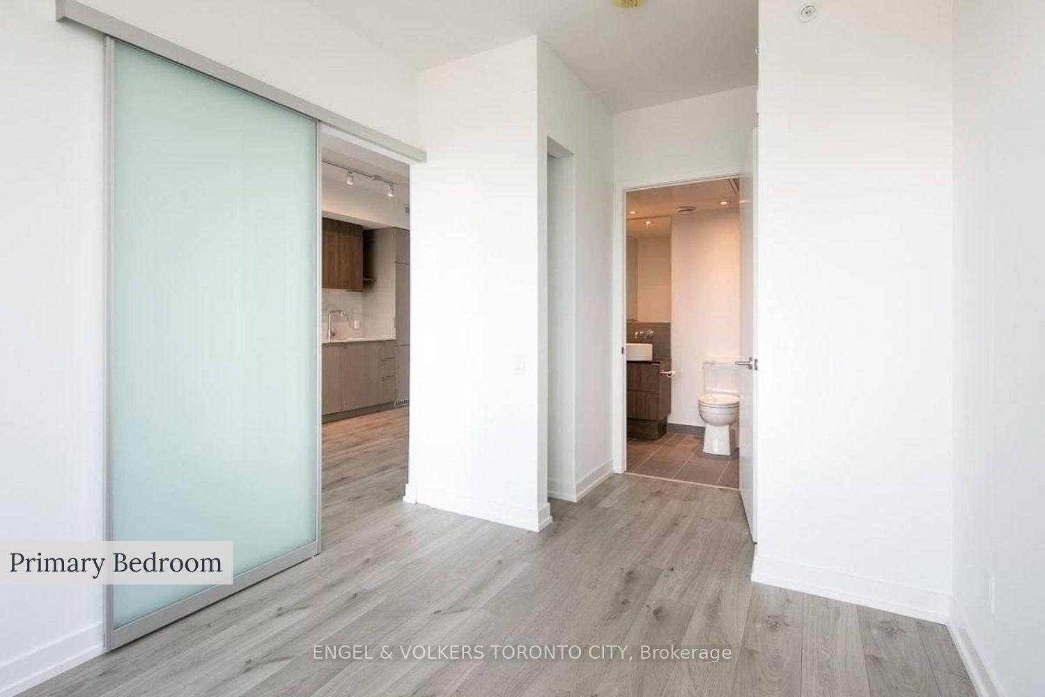 Photo 13 of Unit 4211, 161 Roehampton Avenue, Toronto, Mount Pleasant West — HOMEH