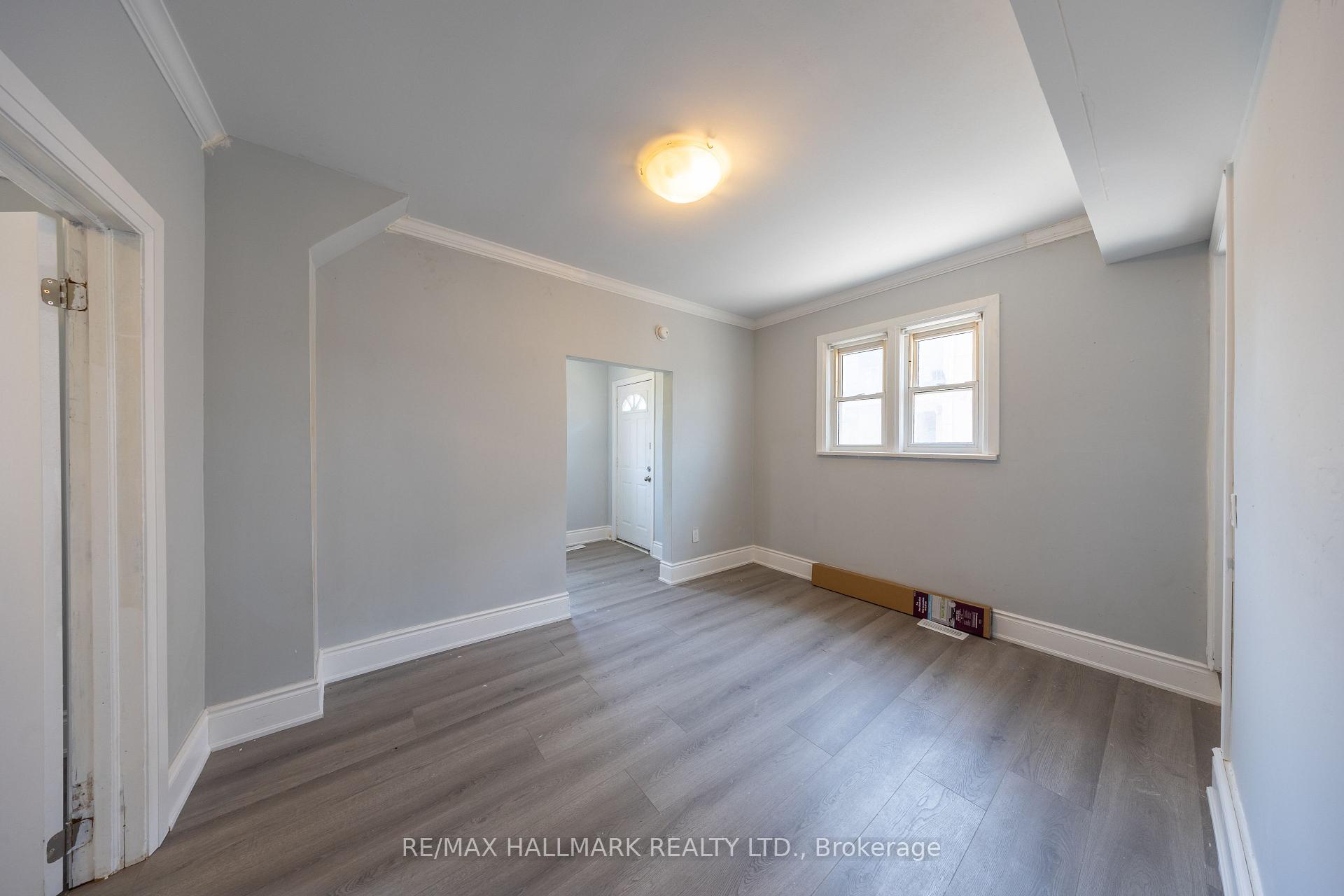 Photo 10 of 559 Ritson Road S, Oshawa, Central — HOMEH