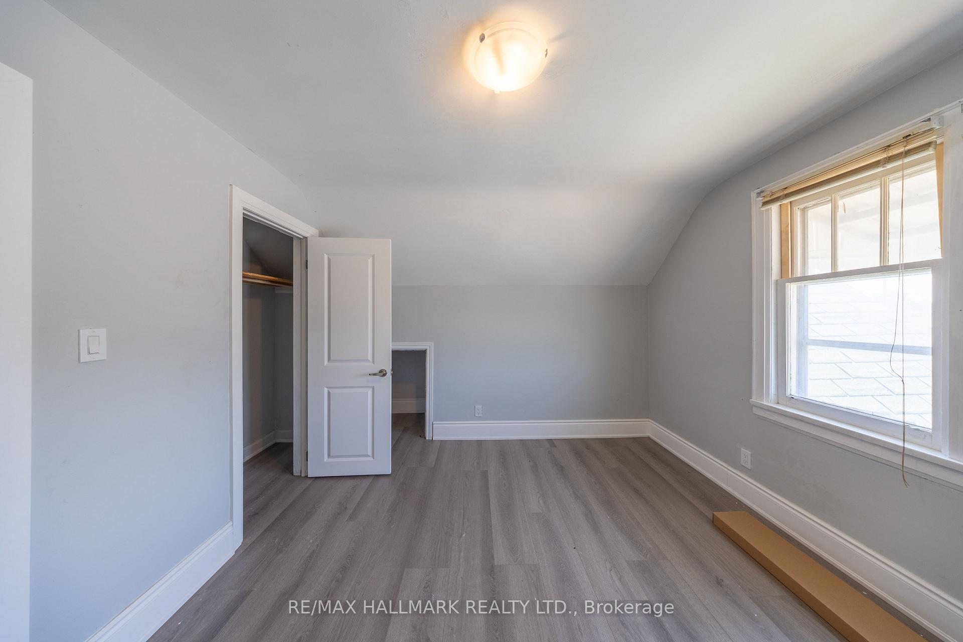 Photo 21 of 559 Ritson Road S, Oshawa, Central — HOMEH