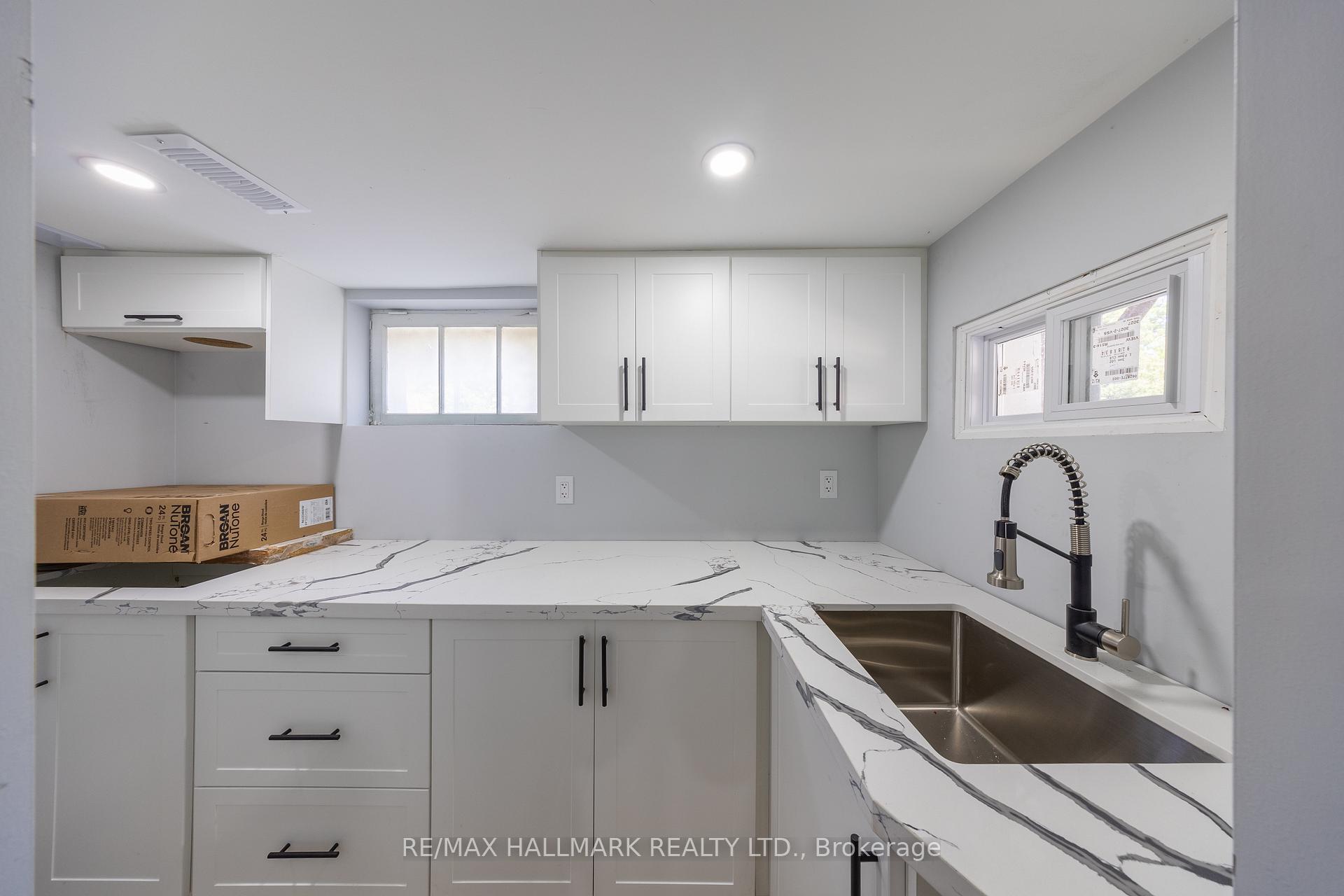 Photo 26 of 559 Ritson Road S, Oshawa, Central — HOMEH