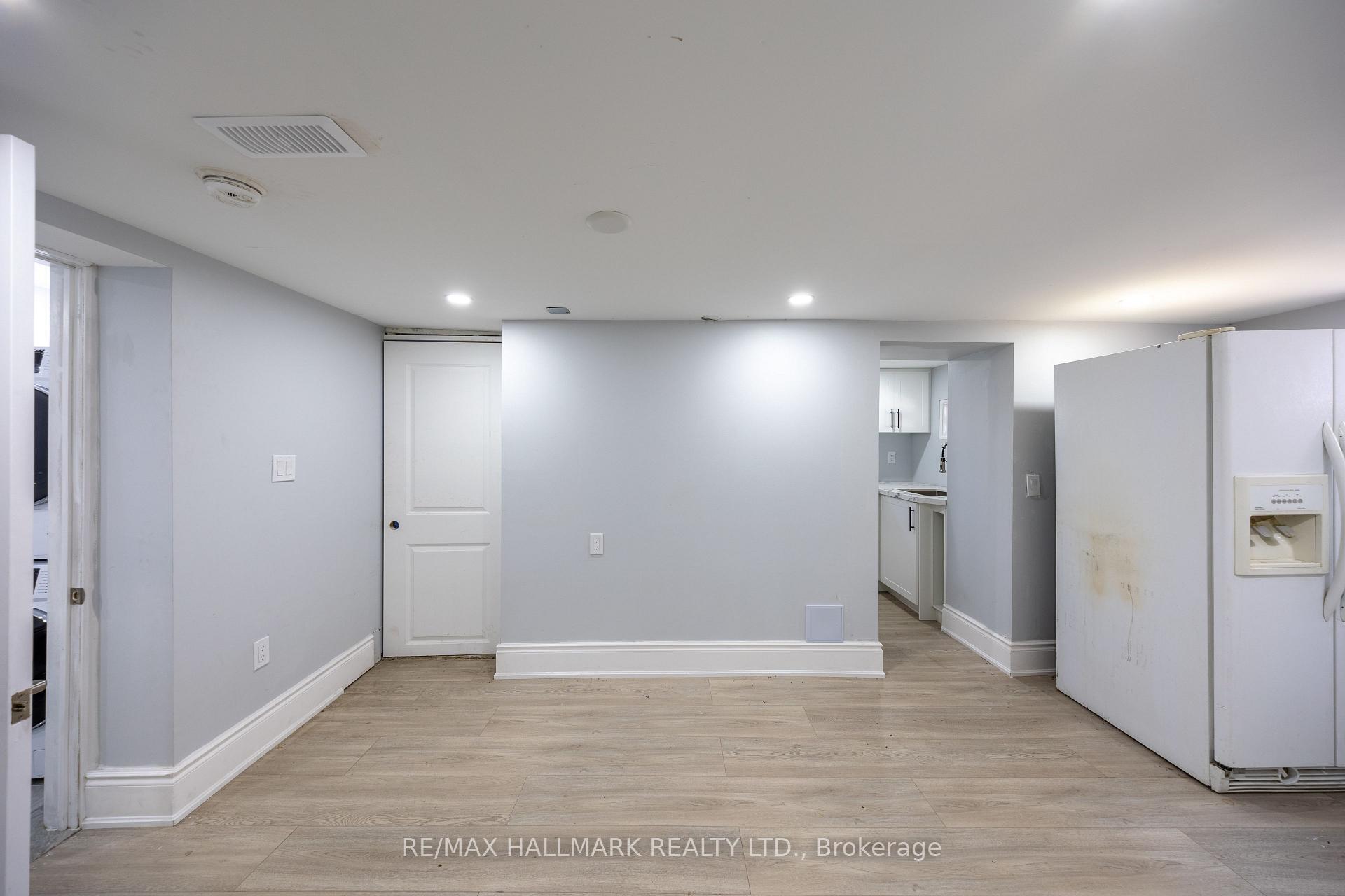 Photo 30 of 559 Ritson Road S, Oshawa, Central — HOMEH