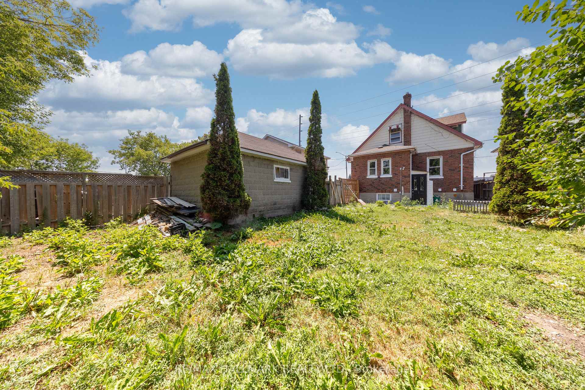 Photo 35 of 559 Ritson Road S, Oshawa, Central — HOMEH