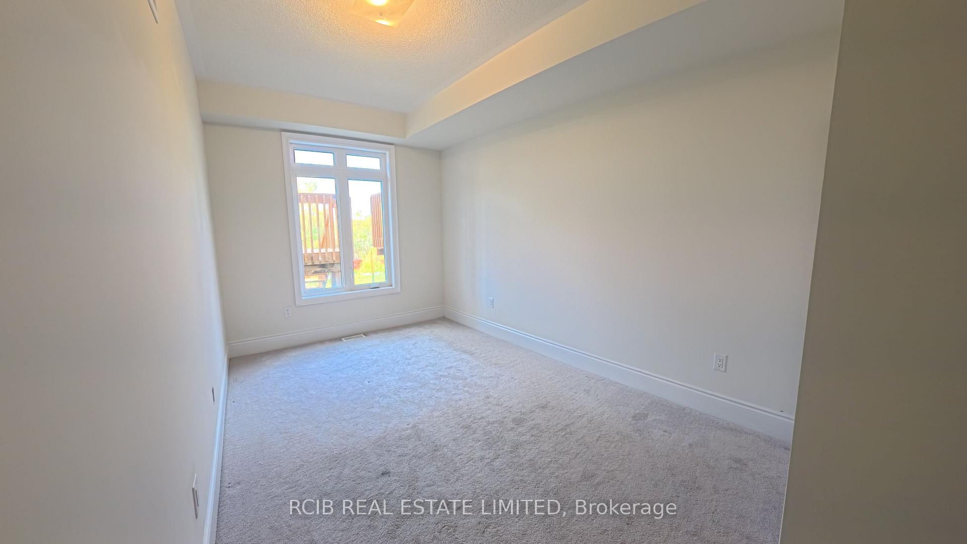 Photo 8 of 20 Foxsparrow Road, Brampton, Sandringham-Wellington North — HOMEH