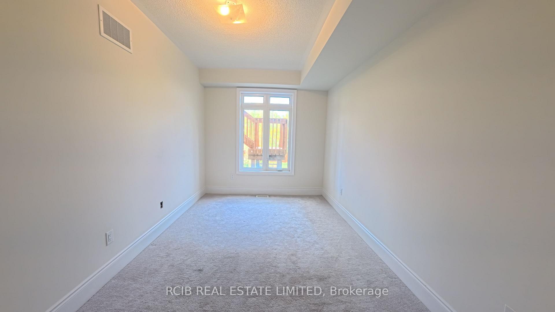 Photo 9 of 20 Foxsparrow Road, Brampton, Sandringham-Wellington North — HOMEH