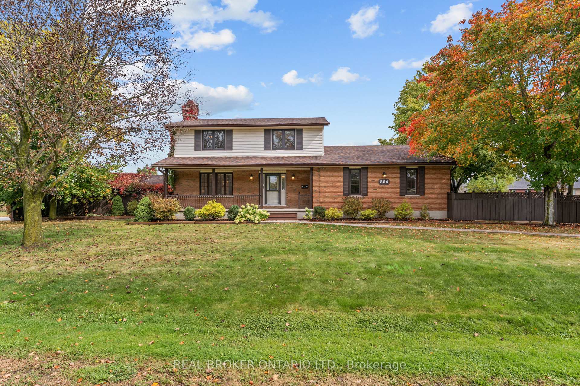 Photo of 804 Pinewood Drive