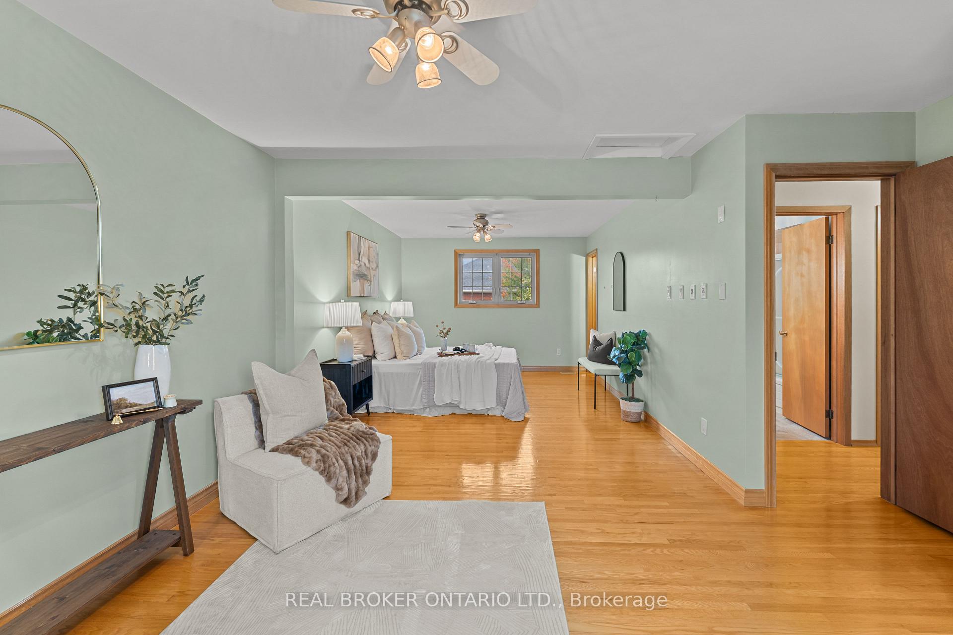 Photo 29 of 804 Pinewood Drive, Peterborough, Otonabee Ward 1 — HOMEH
