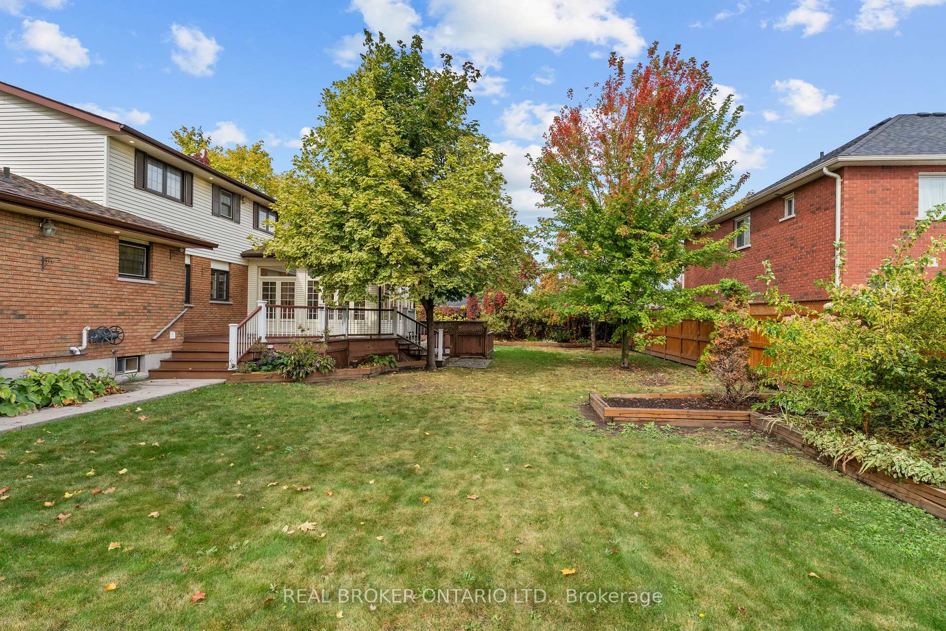 Photo 43 of 804 Pinewood Drive, Peterborough, Otonabee Ward 1 — HOMEH