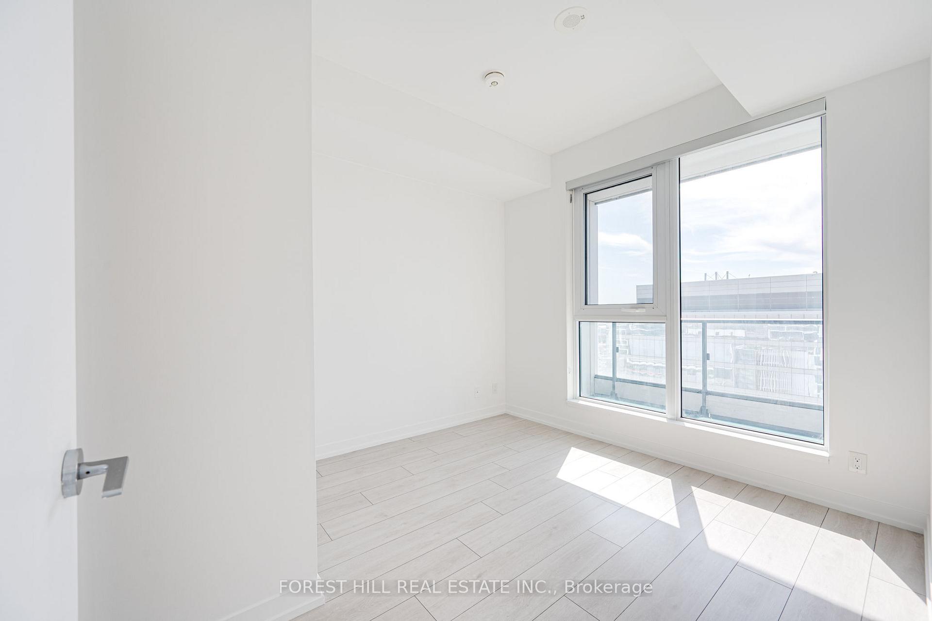Photo 13 of Unit 1506, 5 Buttermill Avenue, Vaughan, Vaughan Corporate Centre — HOMEH