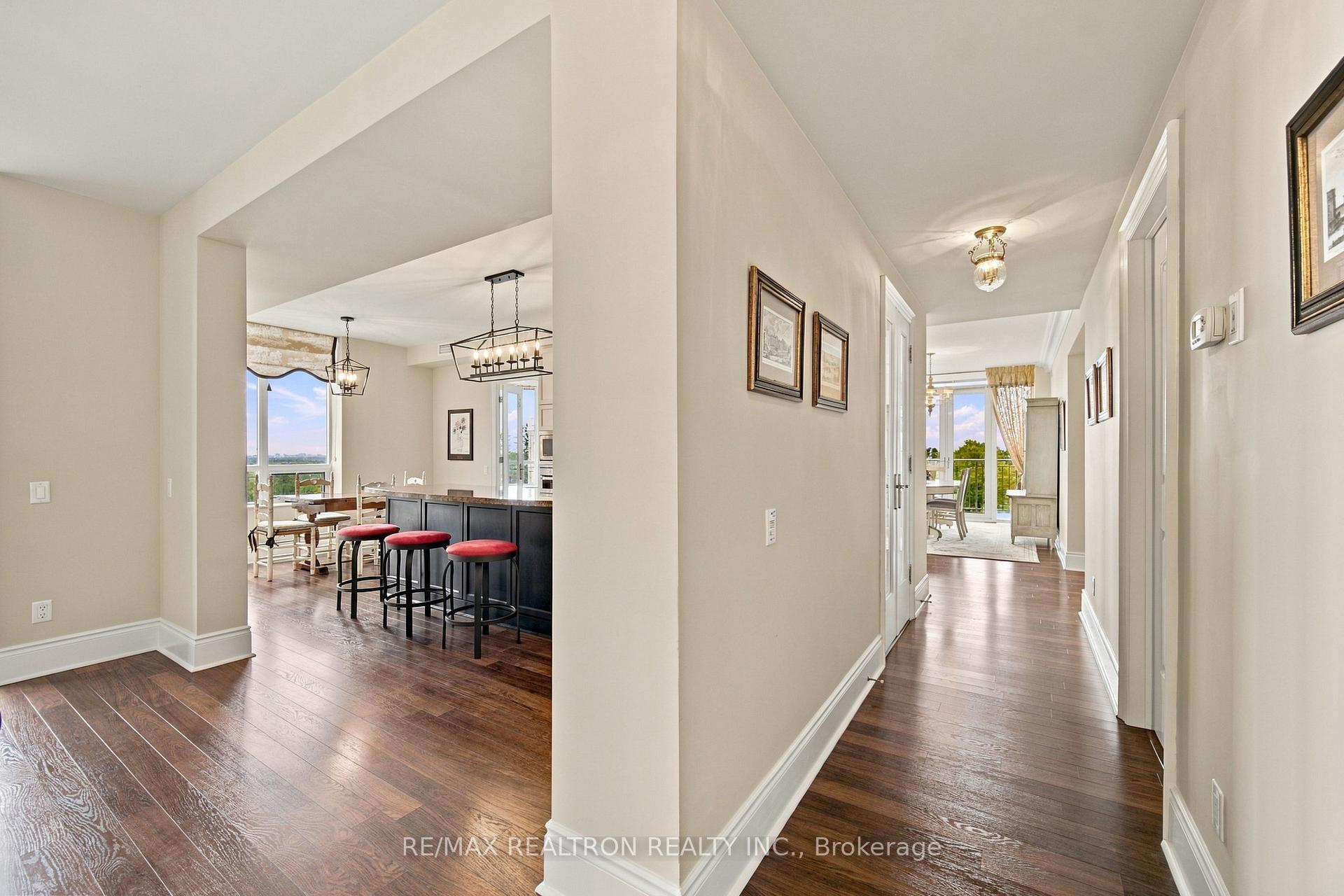 Photo 20 of Unit 702, 10101 Yonge Street, Richmond Hill, Crosby — HOMEH