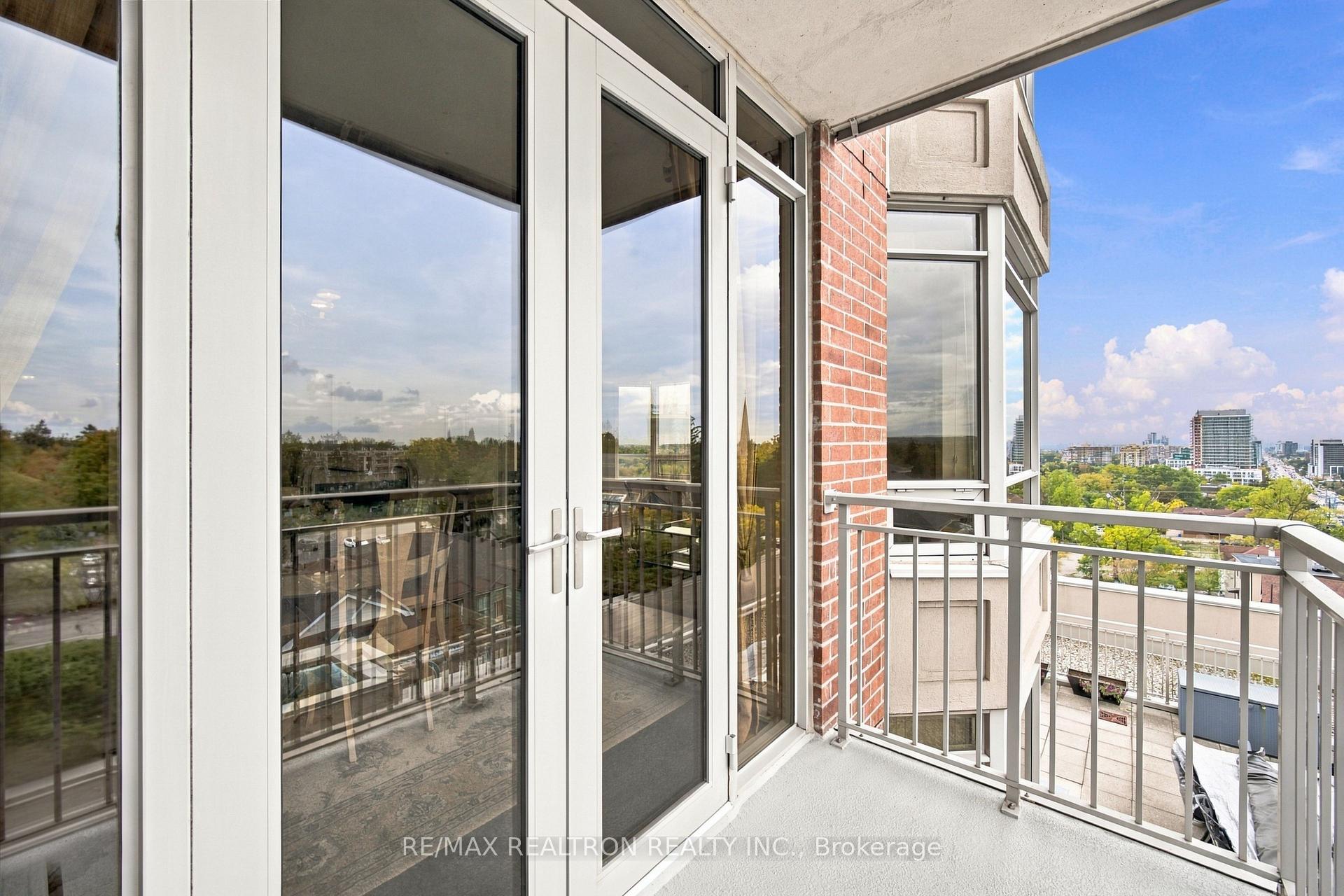 Photo 32 of Unit 702, 10101 Yonge Street, Richmond Hill, Crosby — HOMEH