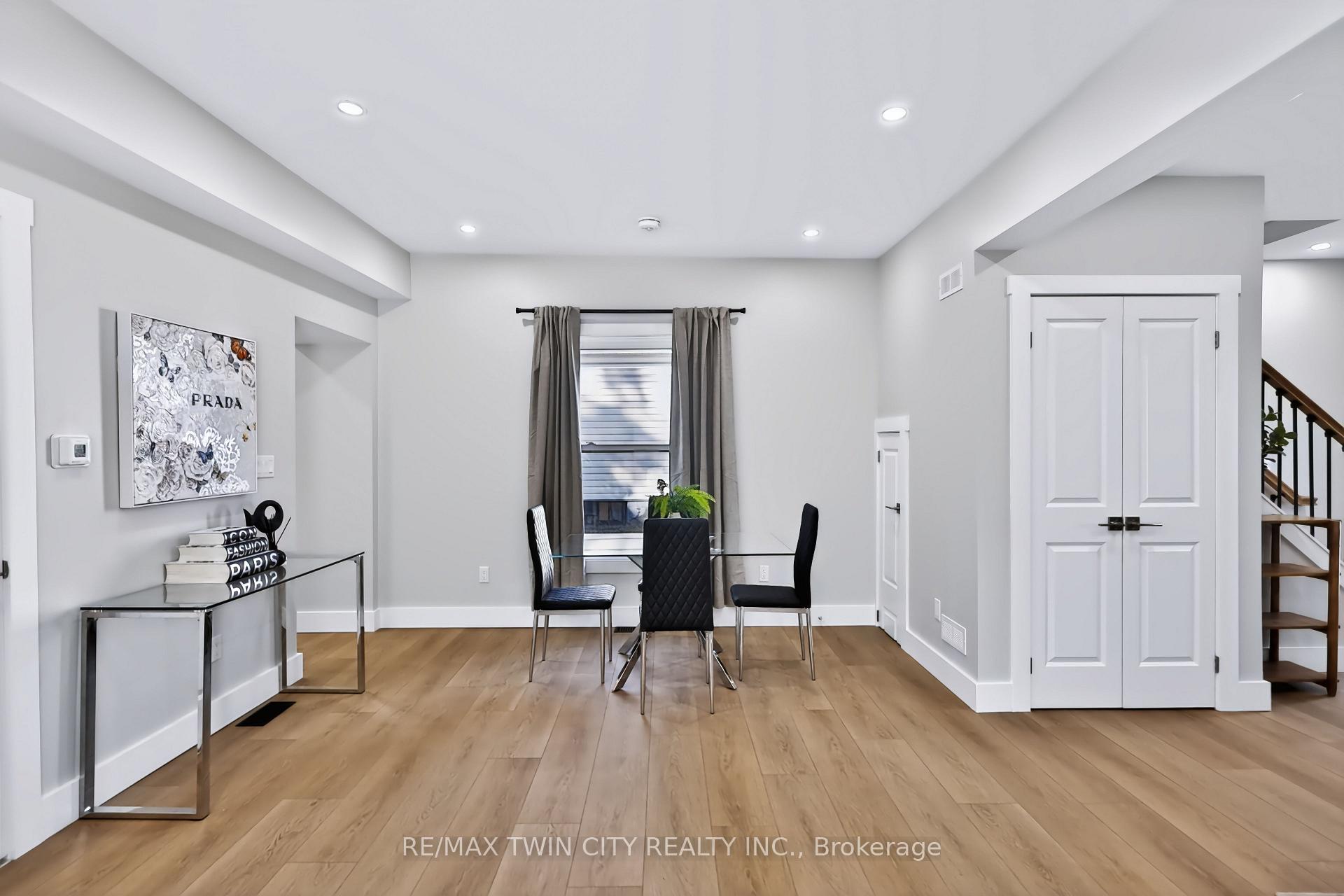 Photo 8 of 9 Walter Street, Brantford, Eagle Place East — HOMEH