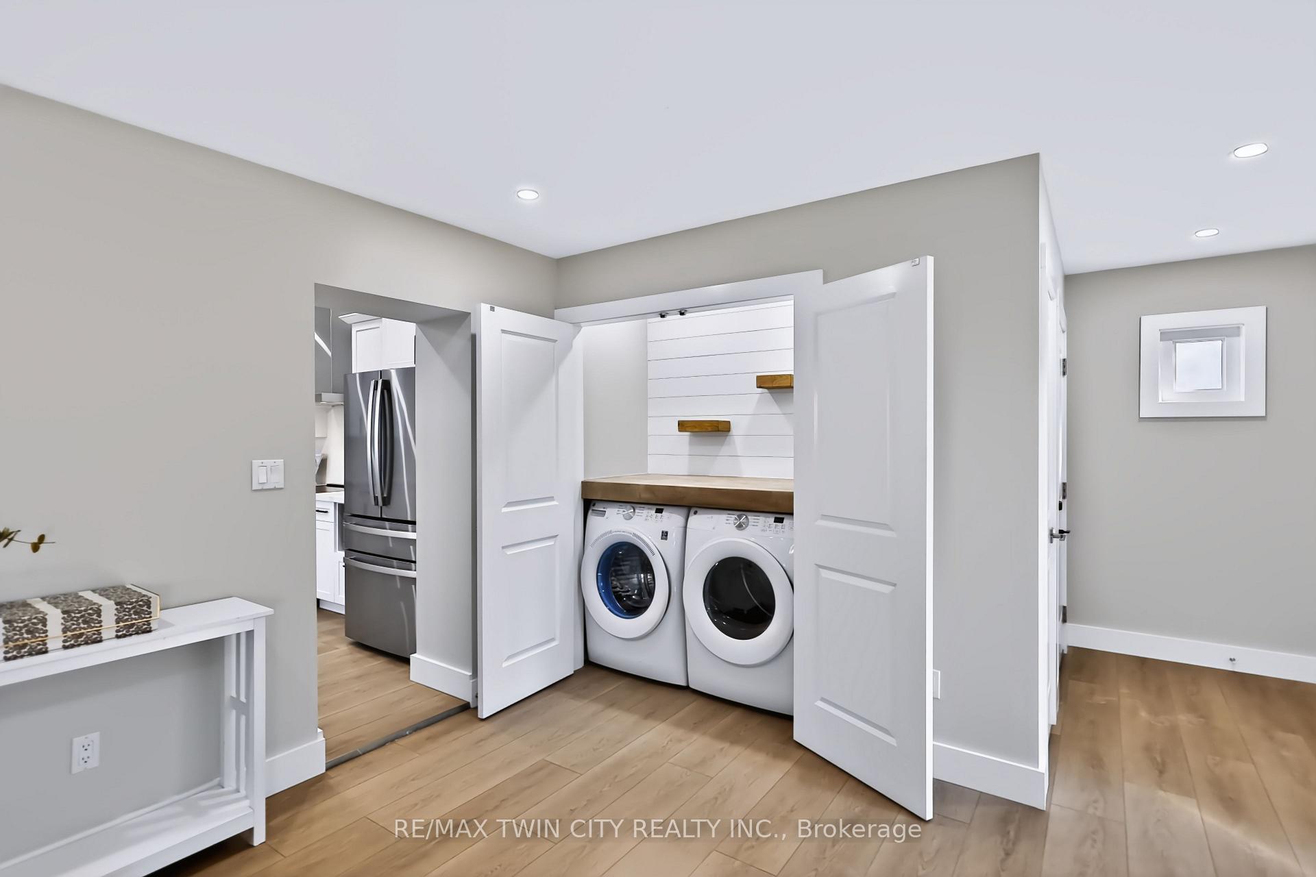 Photo 16 of 9 Walter Street, Brantford, Eagle Place East — HOMEH
