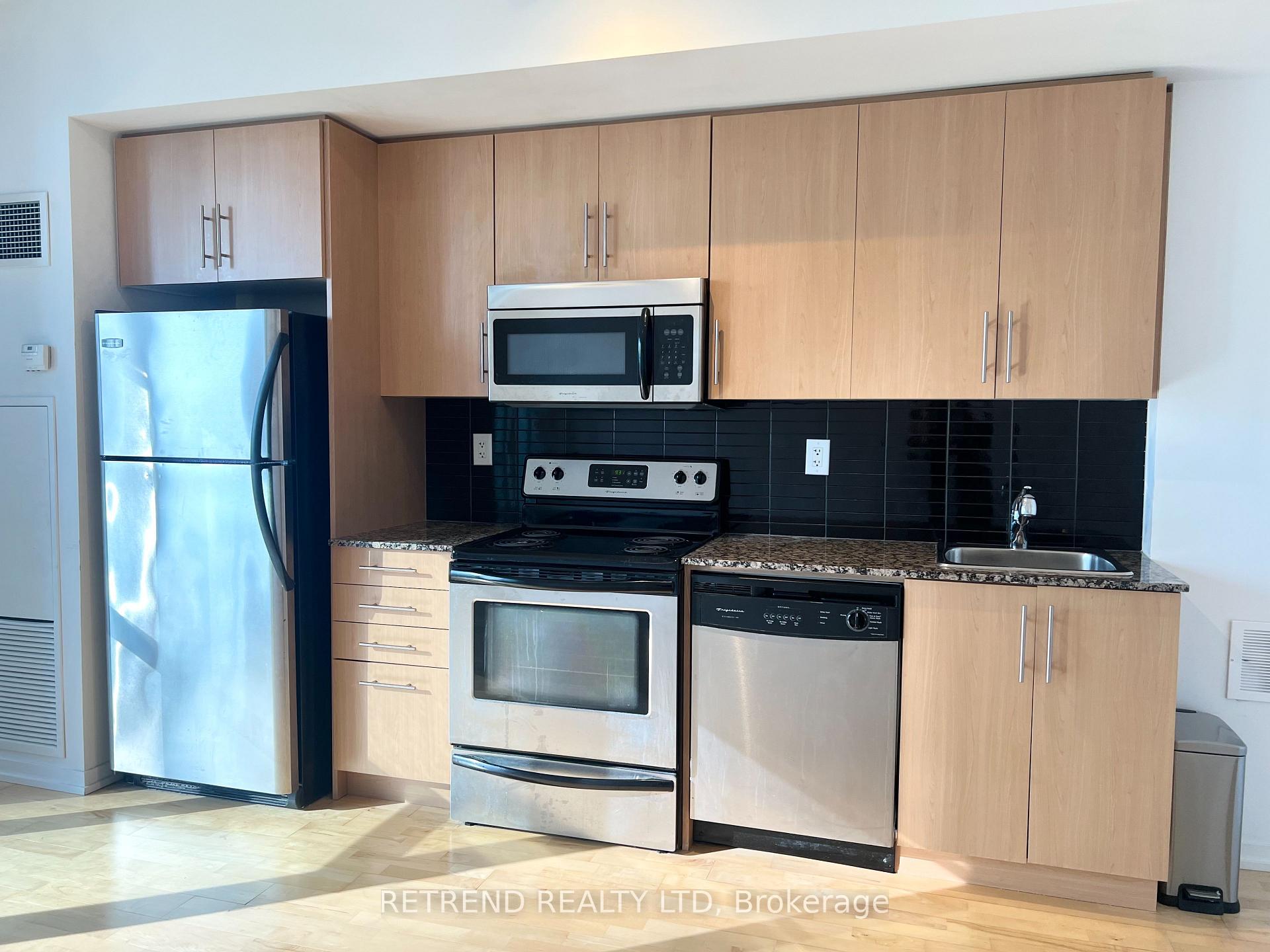 Photo 3 of Unit 2903, 65 Bremner Boulevard, Toronto, Waterfront Communities — HOMEH