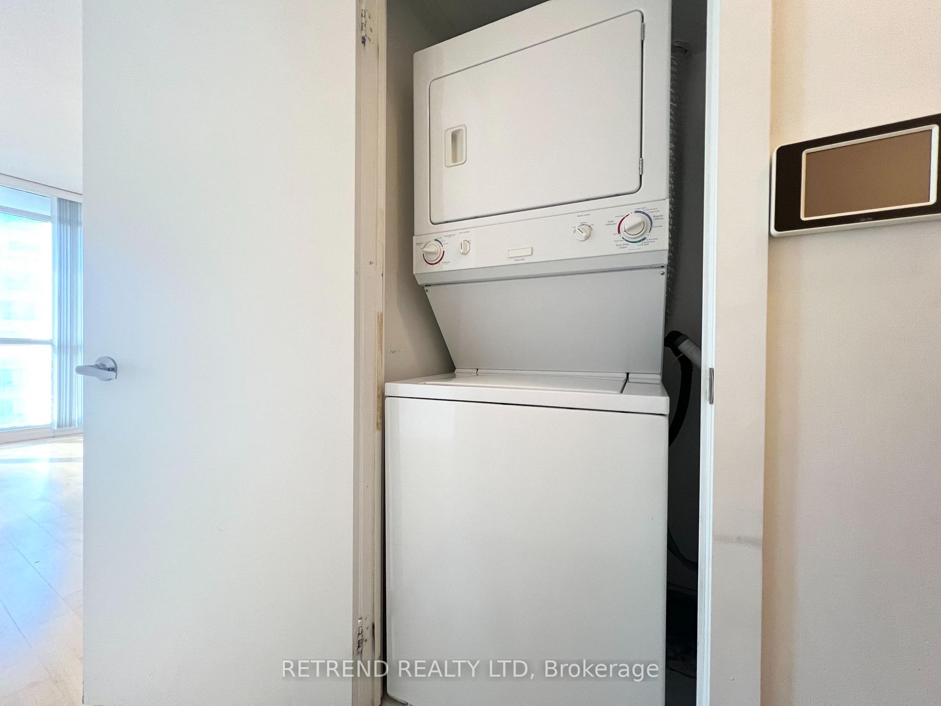 Photo 6 of Unit 2903, 65 Bremner Boulevard, Toronto, Waterfront Communities — HOMEH
