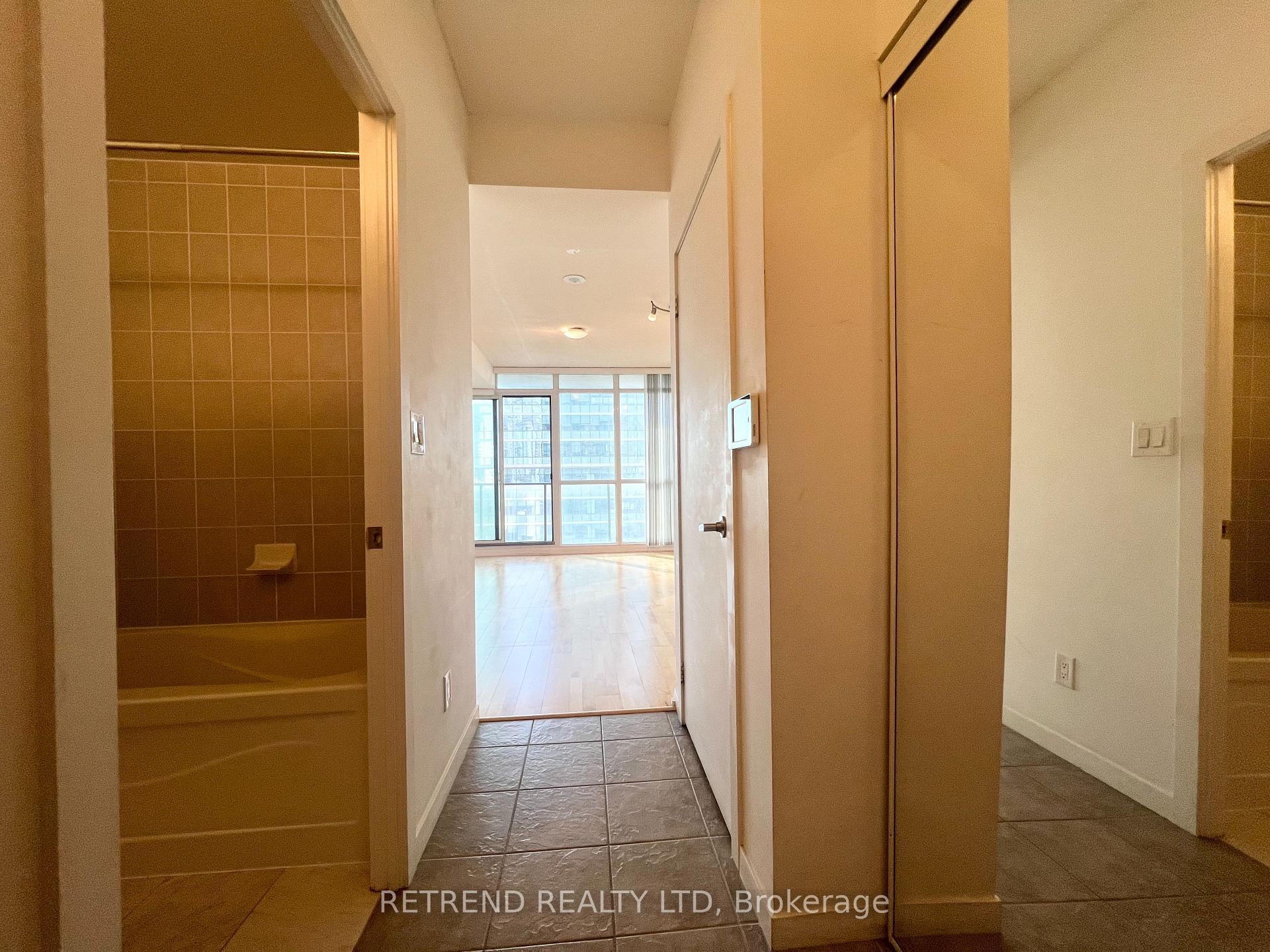 Photo 7 of Unit 2903, 65 Bremner Boulevard, Toronto, Waterfront Communities — HOMEH