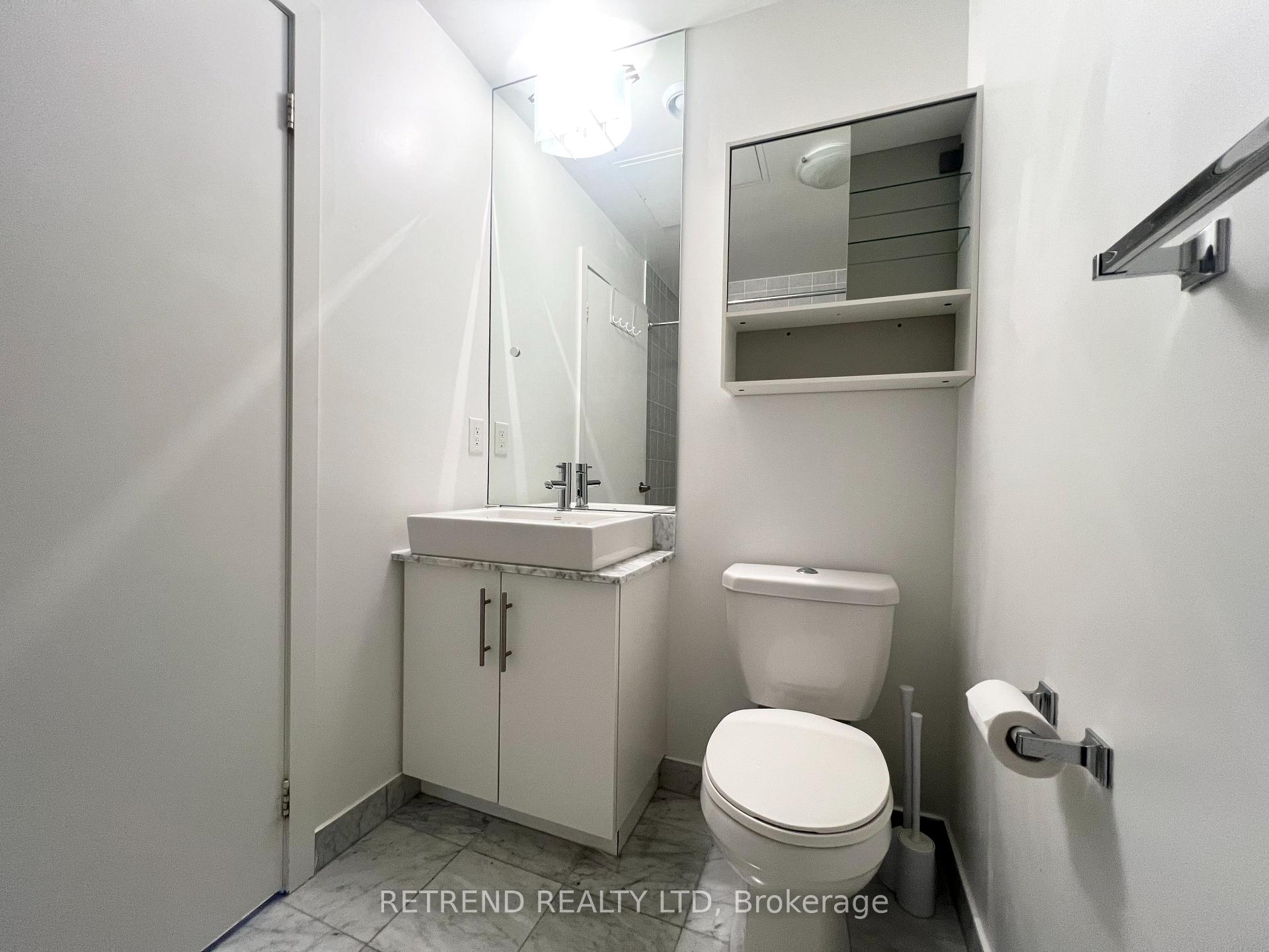Photo 9 of Unit 2903, 65 Bremner Boulevard, Toronto, Waterfront Communities — HOMEH