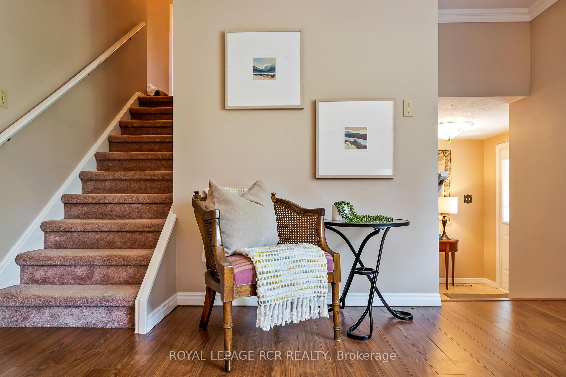 Photo 12 of 137 White Pine Crescent, Waterloo, North Lakeshore — HOMEH