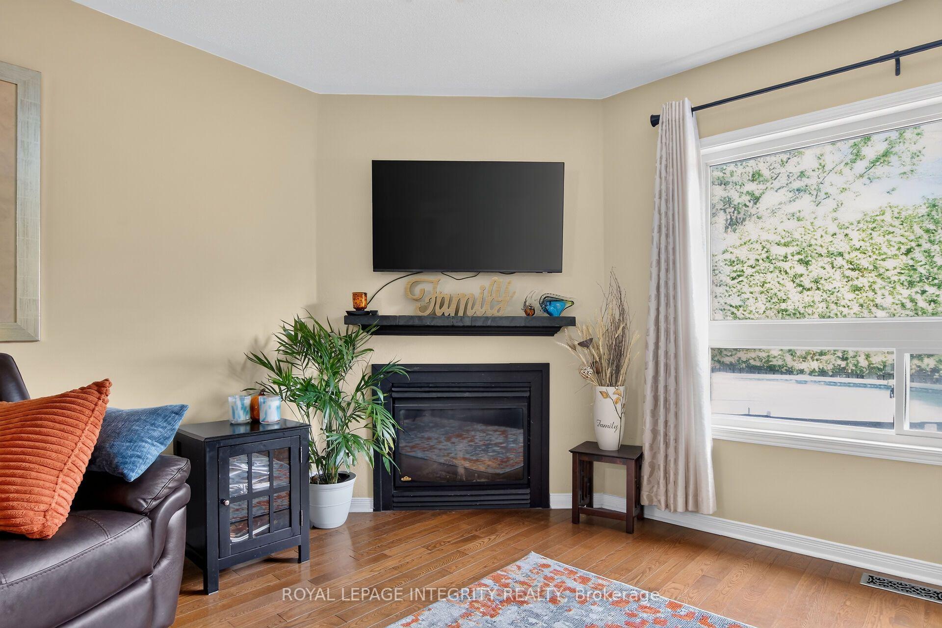 Photo 17 of 1 Chantilly Gate, Ottawa, Stittsville (North) — HOMEH